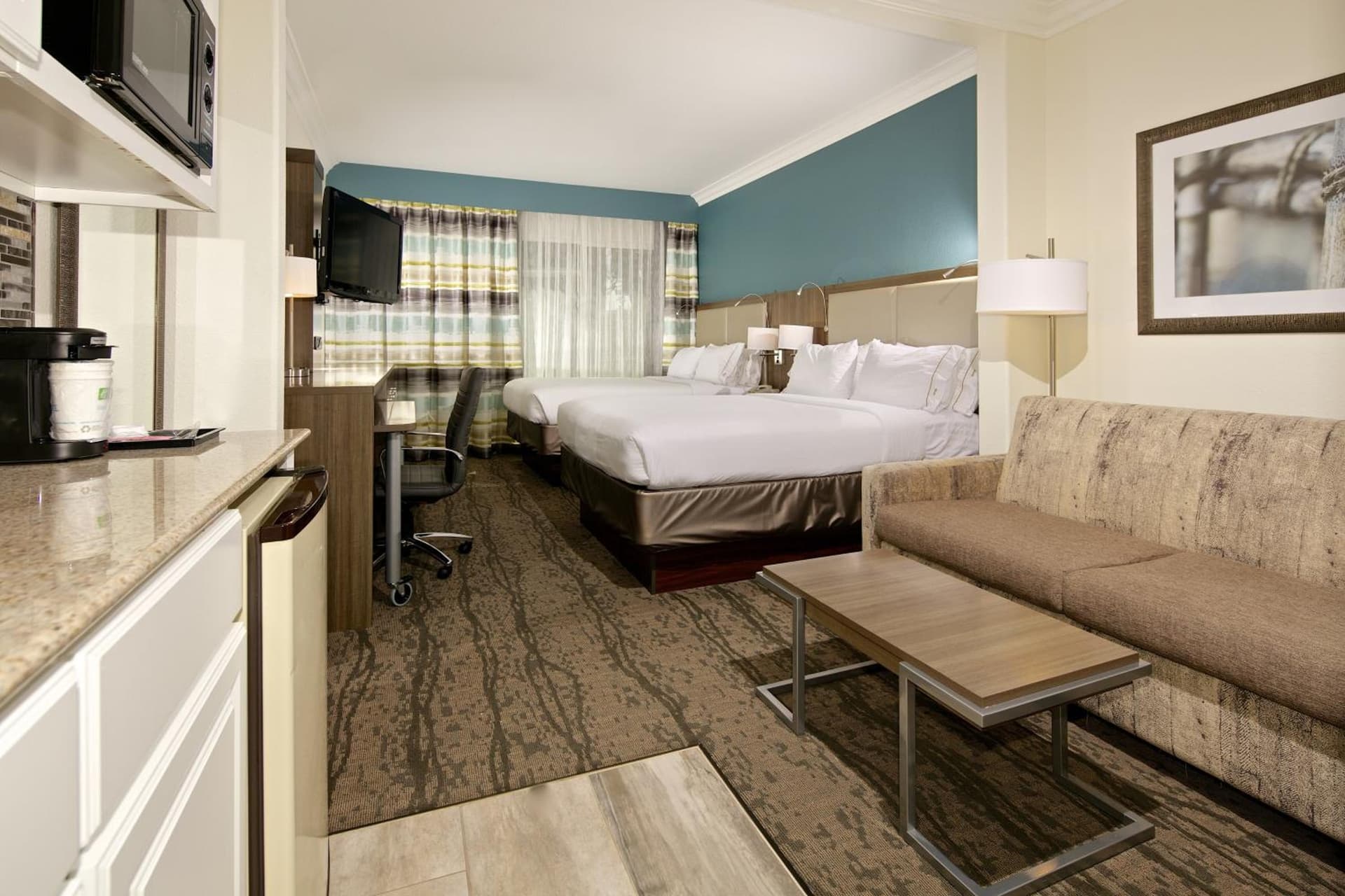 Holiday Inn Express Hotel & Suites - Paso Robles by IHG gallery photo in Paso Robles, CA — image 29