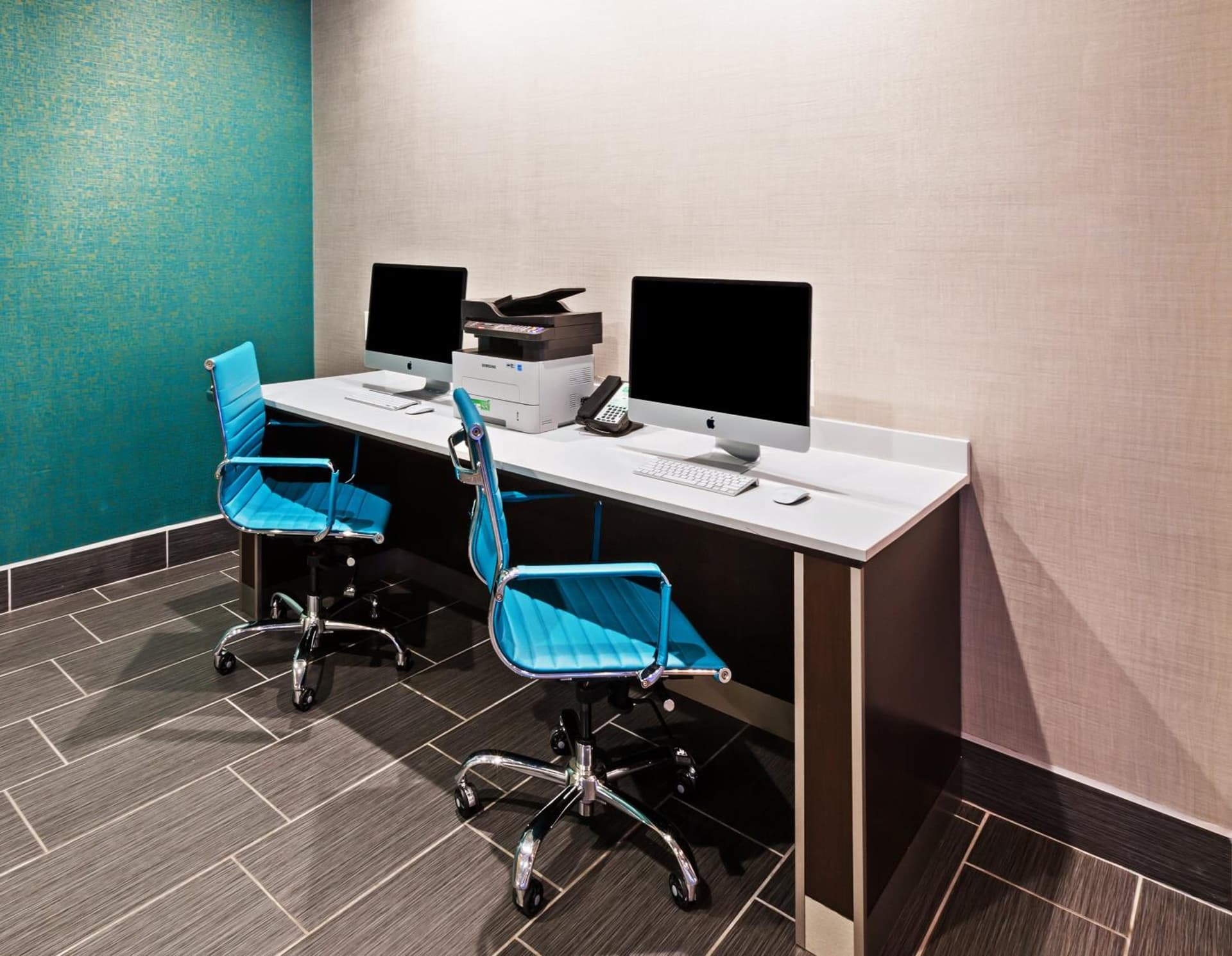 Holiday Inn Express and Suites Killeen-Fort Hood Area, an IHG Hotel gallery photo in Killeen, TX — image 10