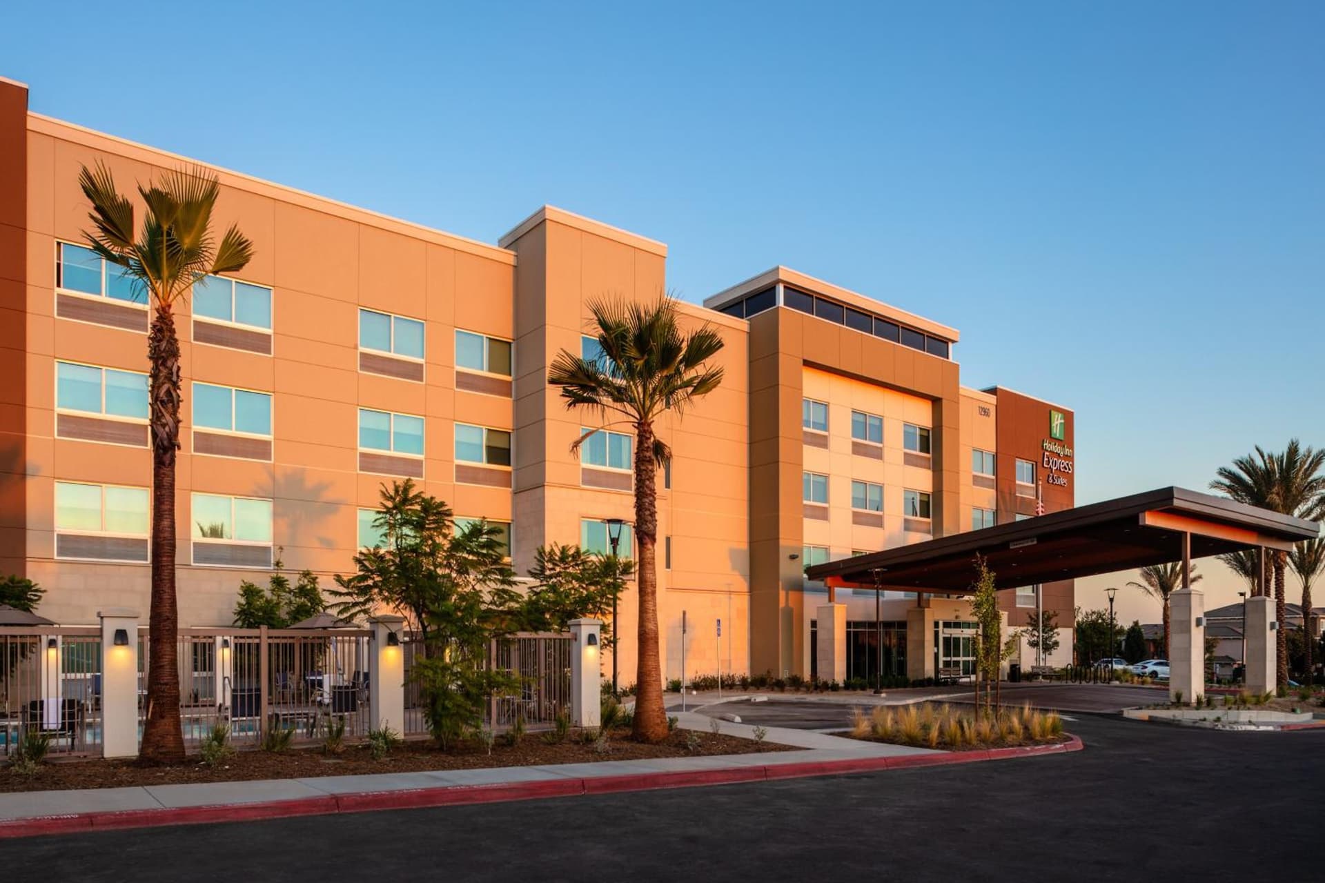 Holiday Inn Express & Suites - Moreno Valley - Riverside by IHG gallery photo in Moreno Valley, CA — image 4