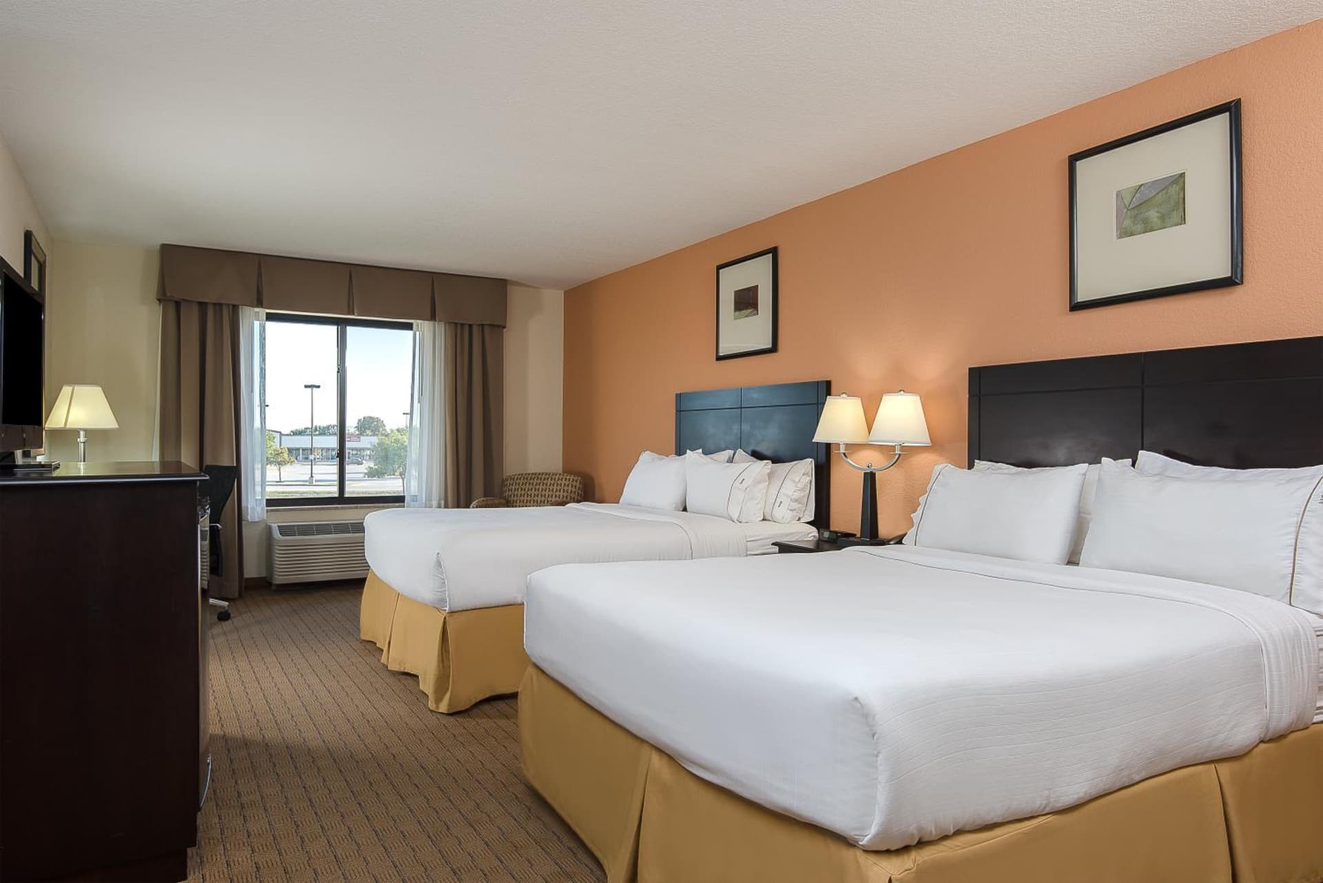 Holiday Inn Express and Suites Lafayette East by IHG gallery photo in Lafayette, IN — image 27