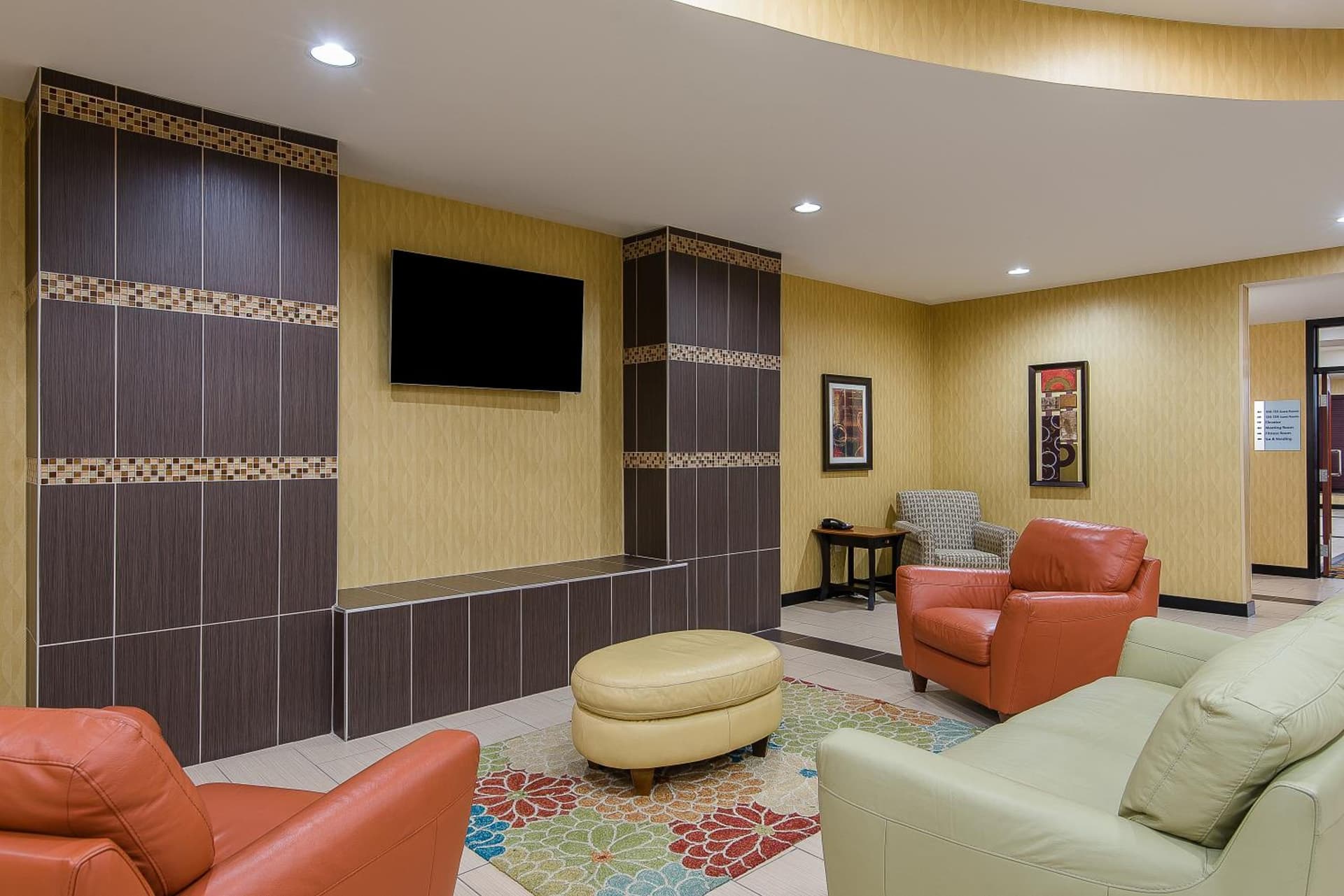 Holiday Inn Express and Suites Lafayette East by IHG property views in Lafayette, IN — gallery photo 3