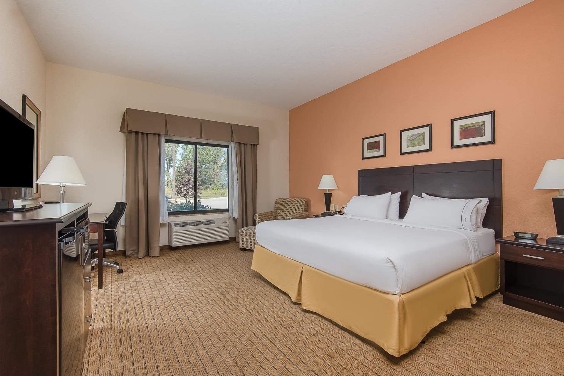 Holiday Inn Express and Suites Lafayette East by IHG gallery photo in Lafayette, IN — image 26