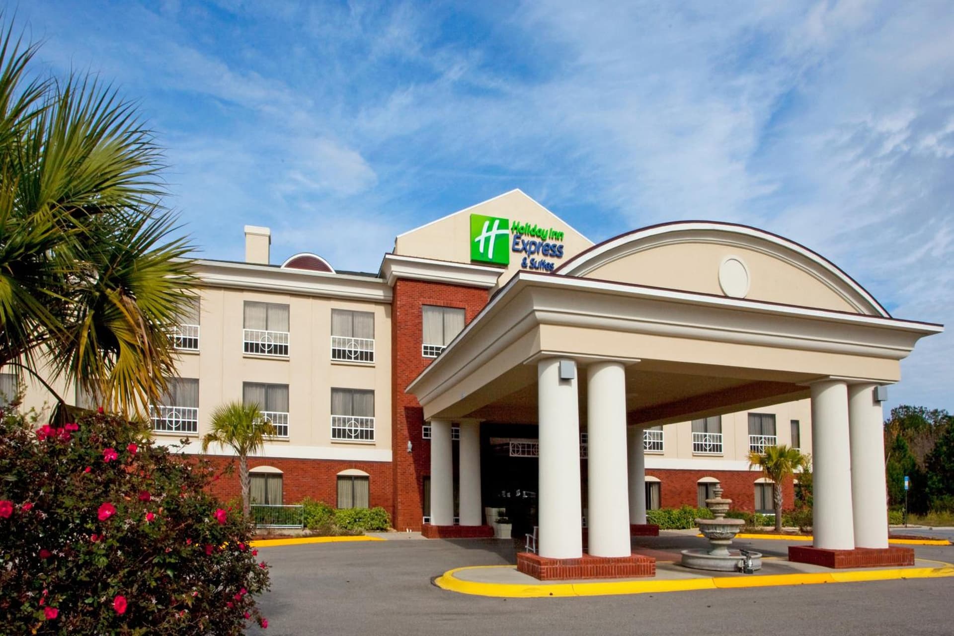Holiday Inn Express & Suites Quincy I-10 by IHG featured exterior or lobby in Quincy, FL — similar hotel