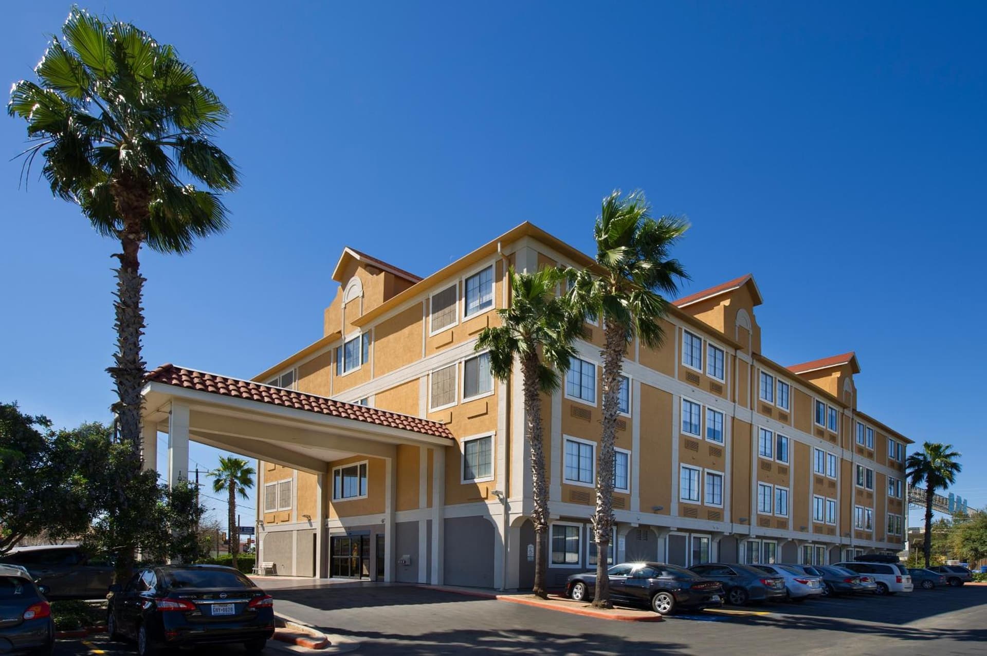 Holiday Inn Express & Suites San Antonio - Downtown Market Area by IHG featured exterior or lobby in San Antonio, TX — similar hotel