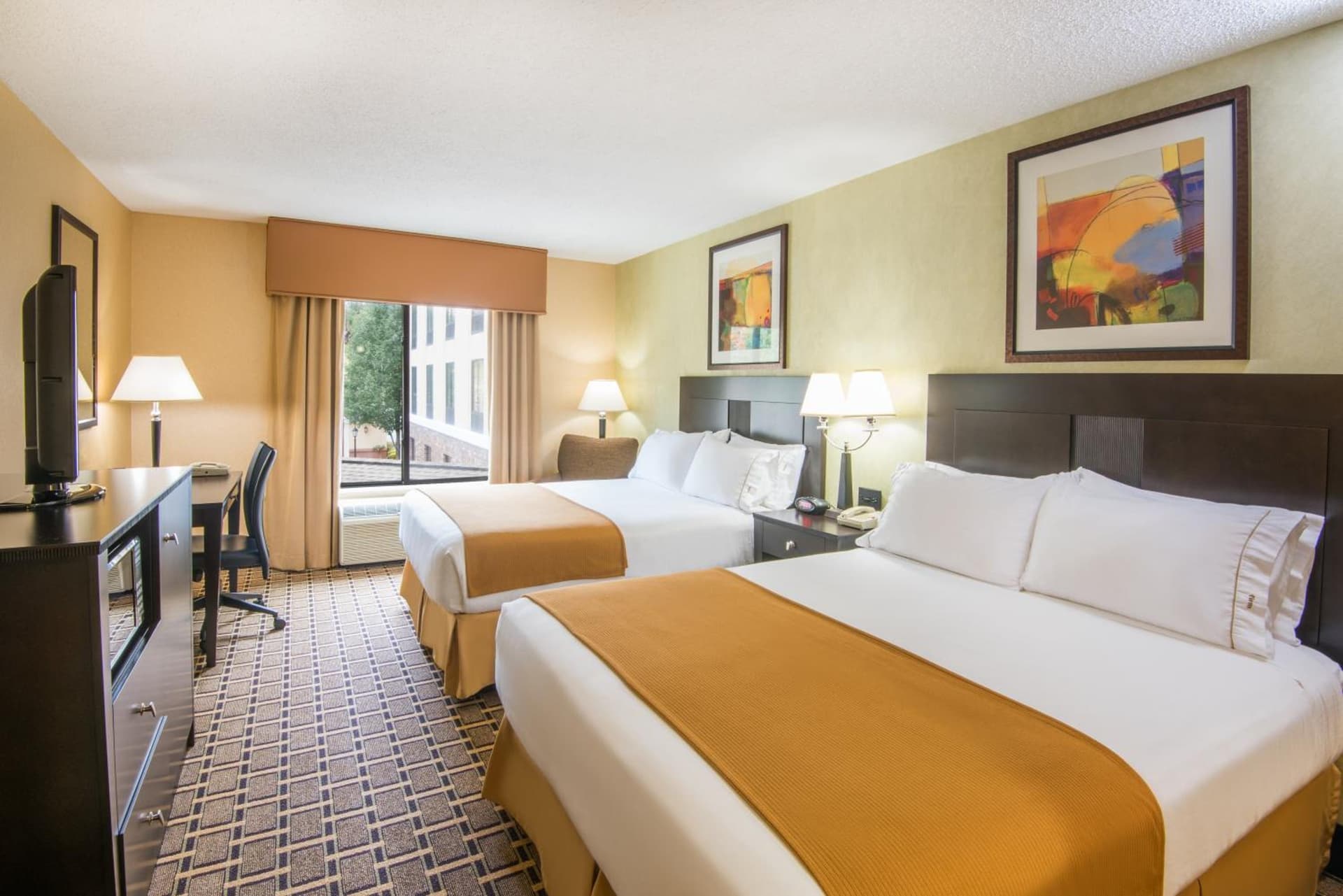 Holiday Inn Express & Suites - Sharon-Hermitage by IHG gallery photo in West Middlesex, PA — image 7