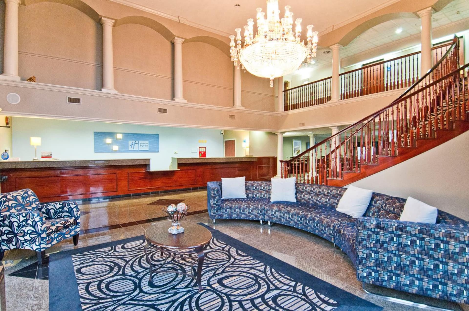 Holiday Inn Express Hotel and Suites Lake Charles by IHG gallery photo in Lake Charles, LA — image 17