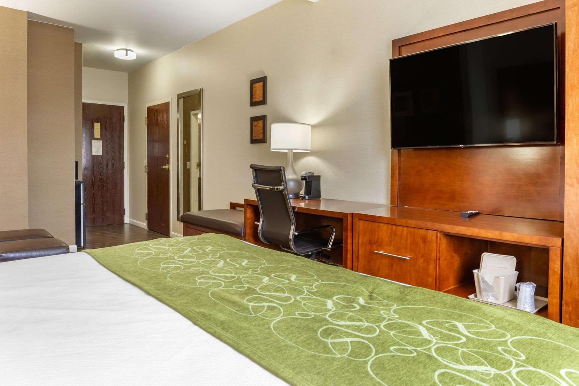 Comfort Suites Dover University Area gallery photo in Dover, DE — image 5