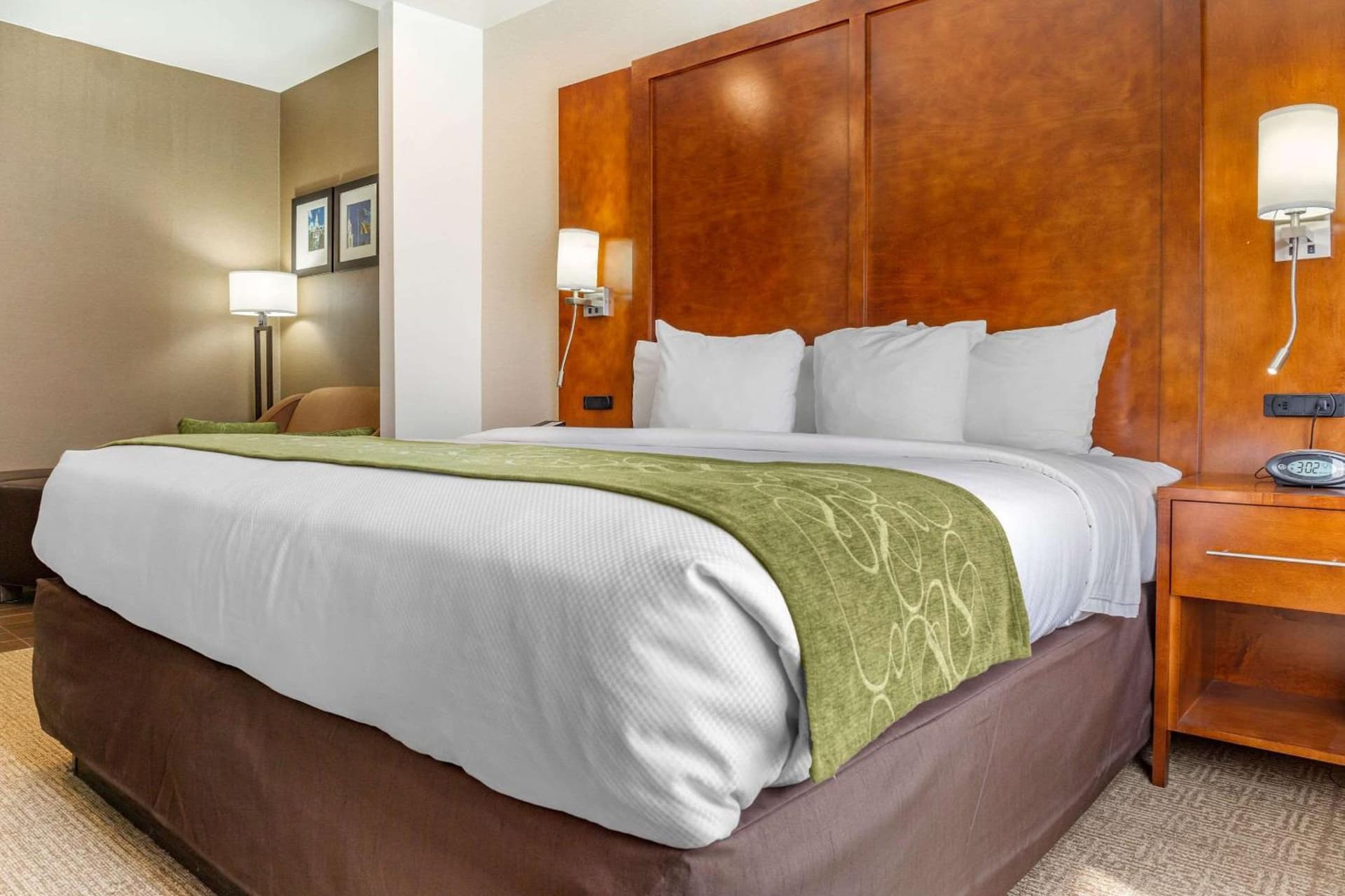 Comfort Suites Dover University Area gallery photo in Dover, DE — image 20