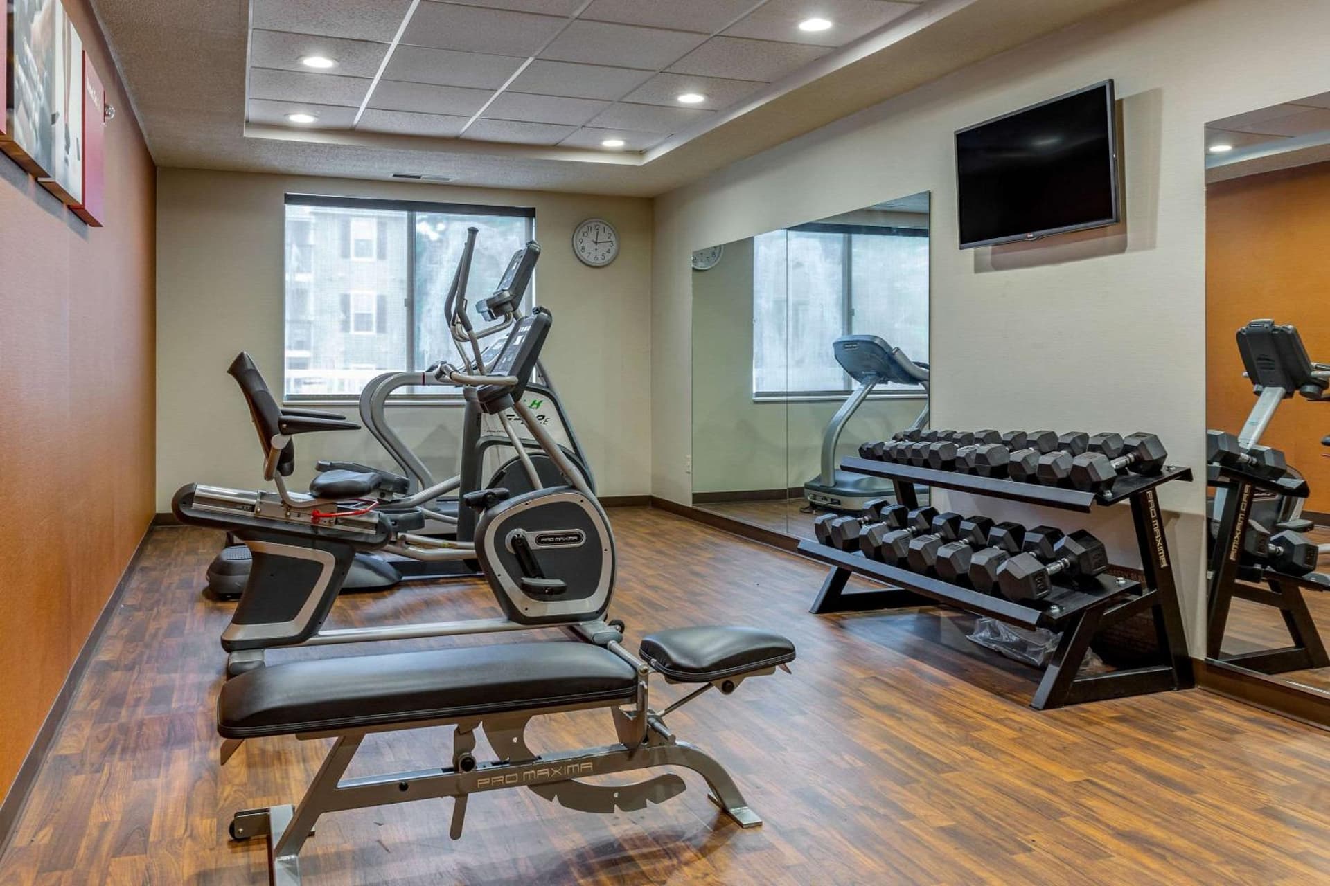 Comfort Suites Dover University Area property views in Dover, DE — gallery photo 3