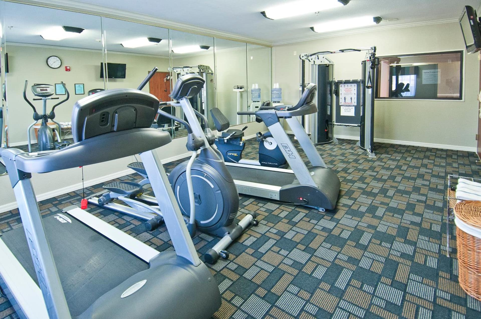 Holiday Inn Express Hotel and Suites Lake Charles by IHG gallery photo in Lake Charles, LA — image 7