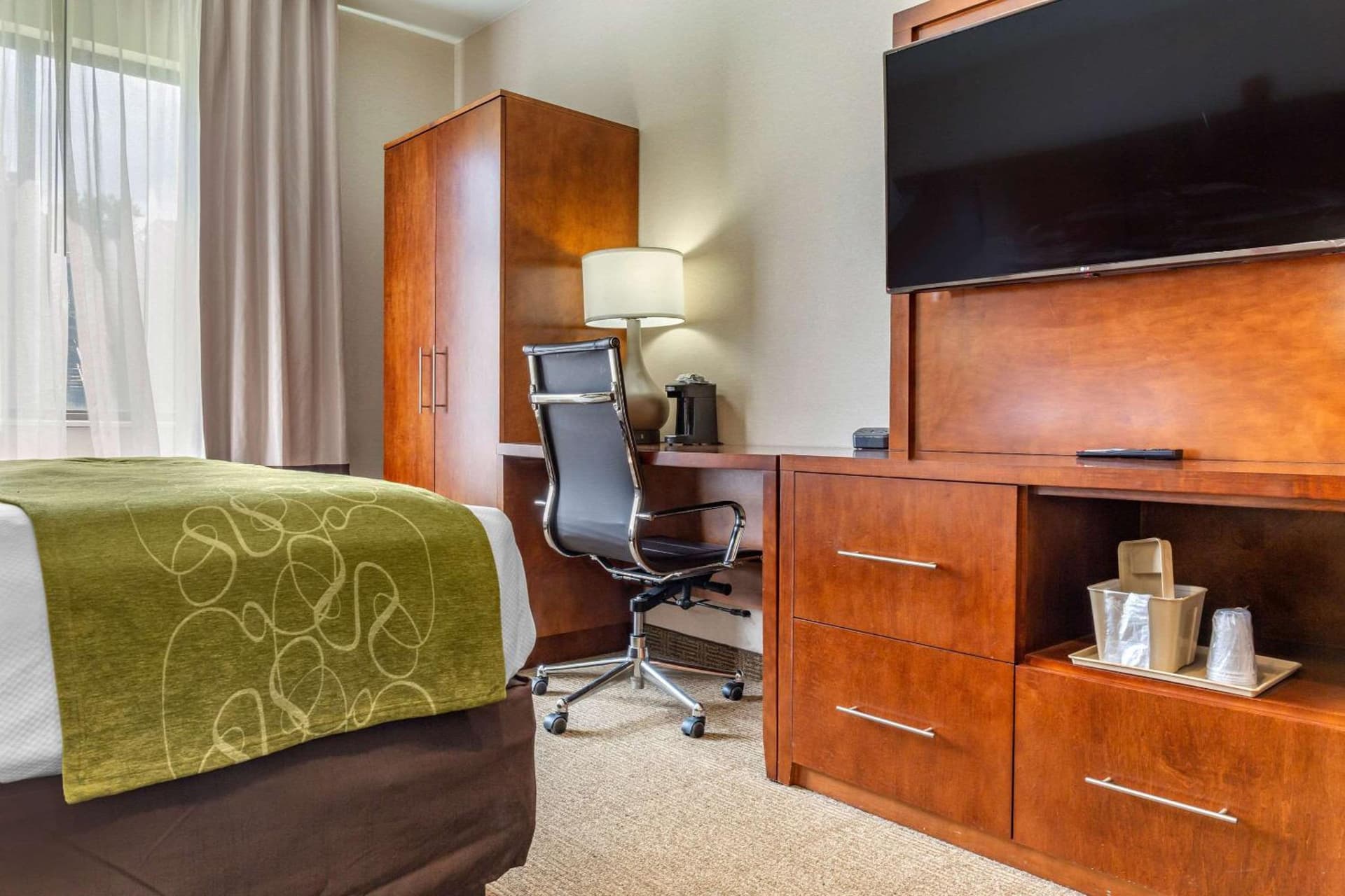 Comfort Suites Dover University Area gallery photo in Dover, DE — image 4