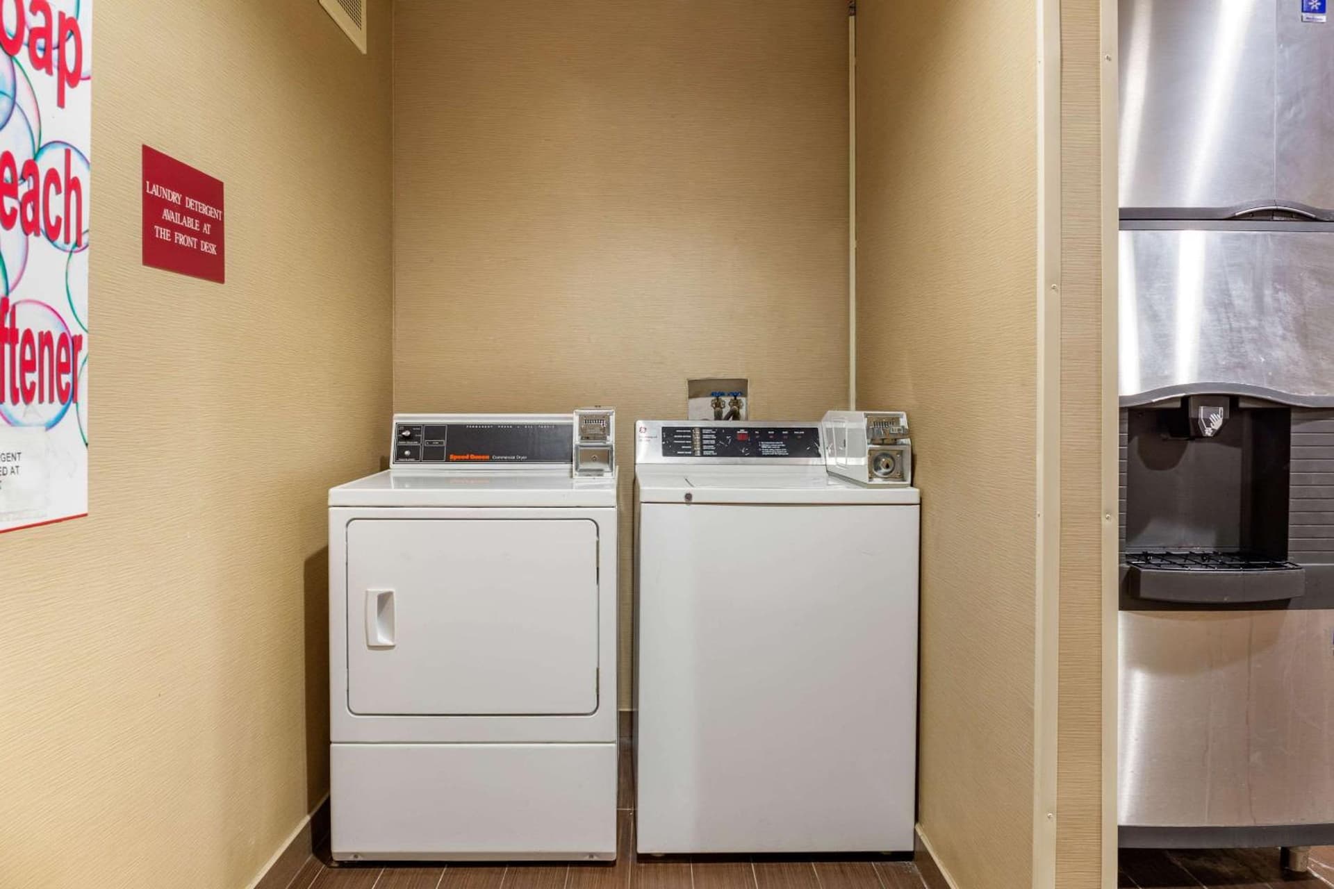 Comfort Suites Dover University Area gallery photo in Dover, DE — image 15