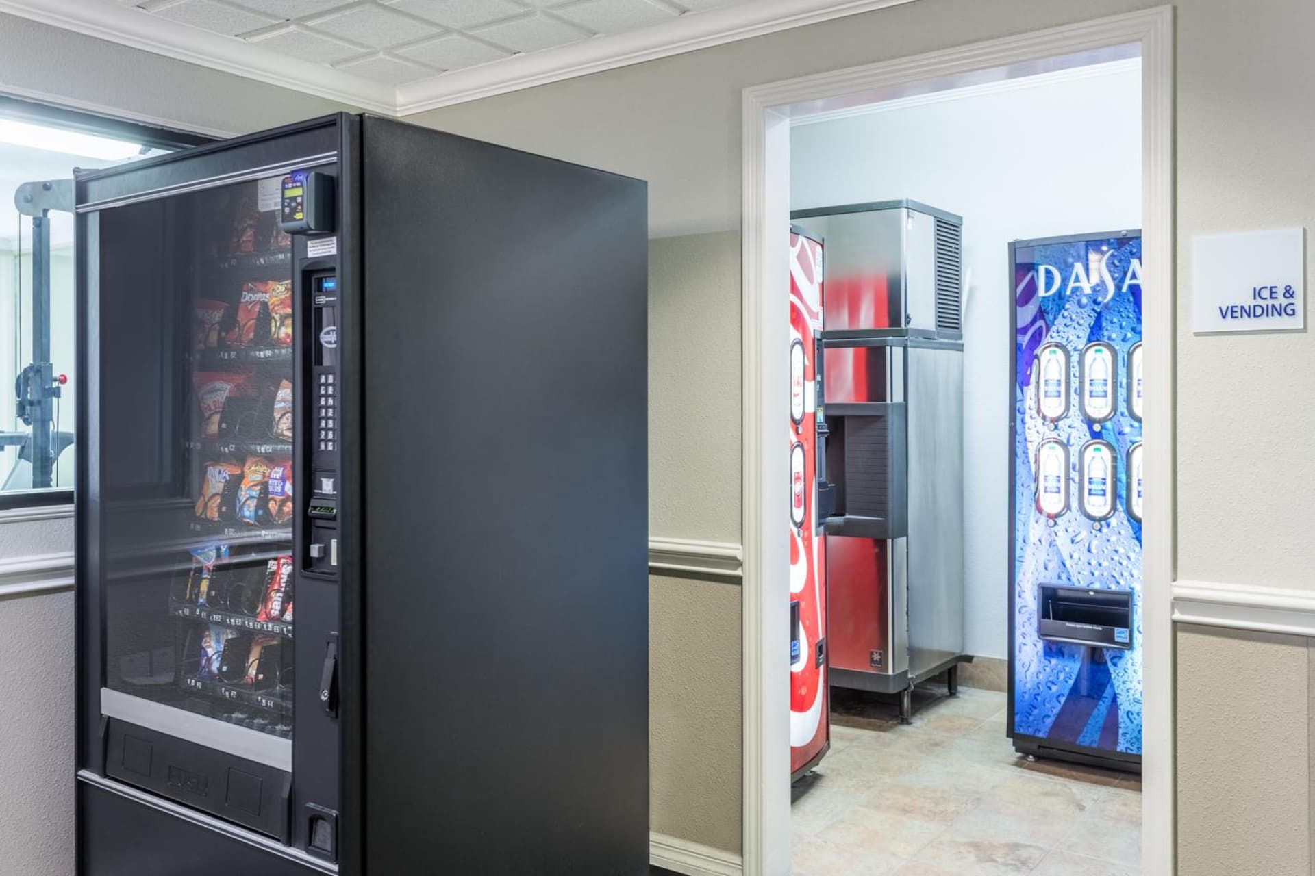 Holiday Inn Express Hotel and Suites Lake Charles by IHG gallery photo in Lake Charles, LA — image 47