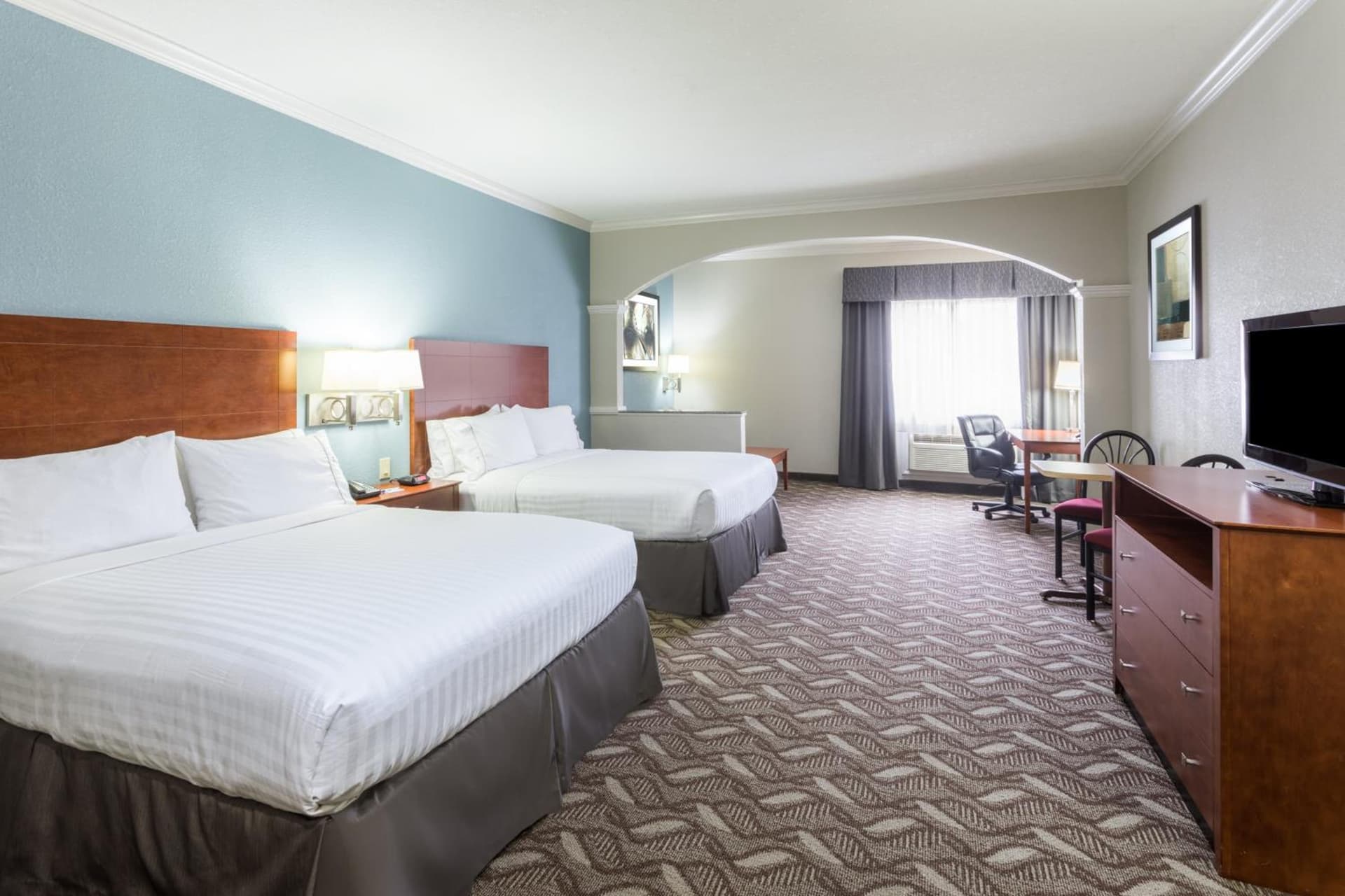 Holiday Inn Express Hotel and Suites Lake Charles by IHG gallery photo in Lake Charles, LA — image 32