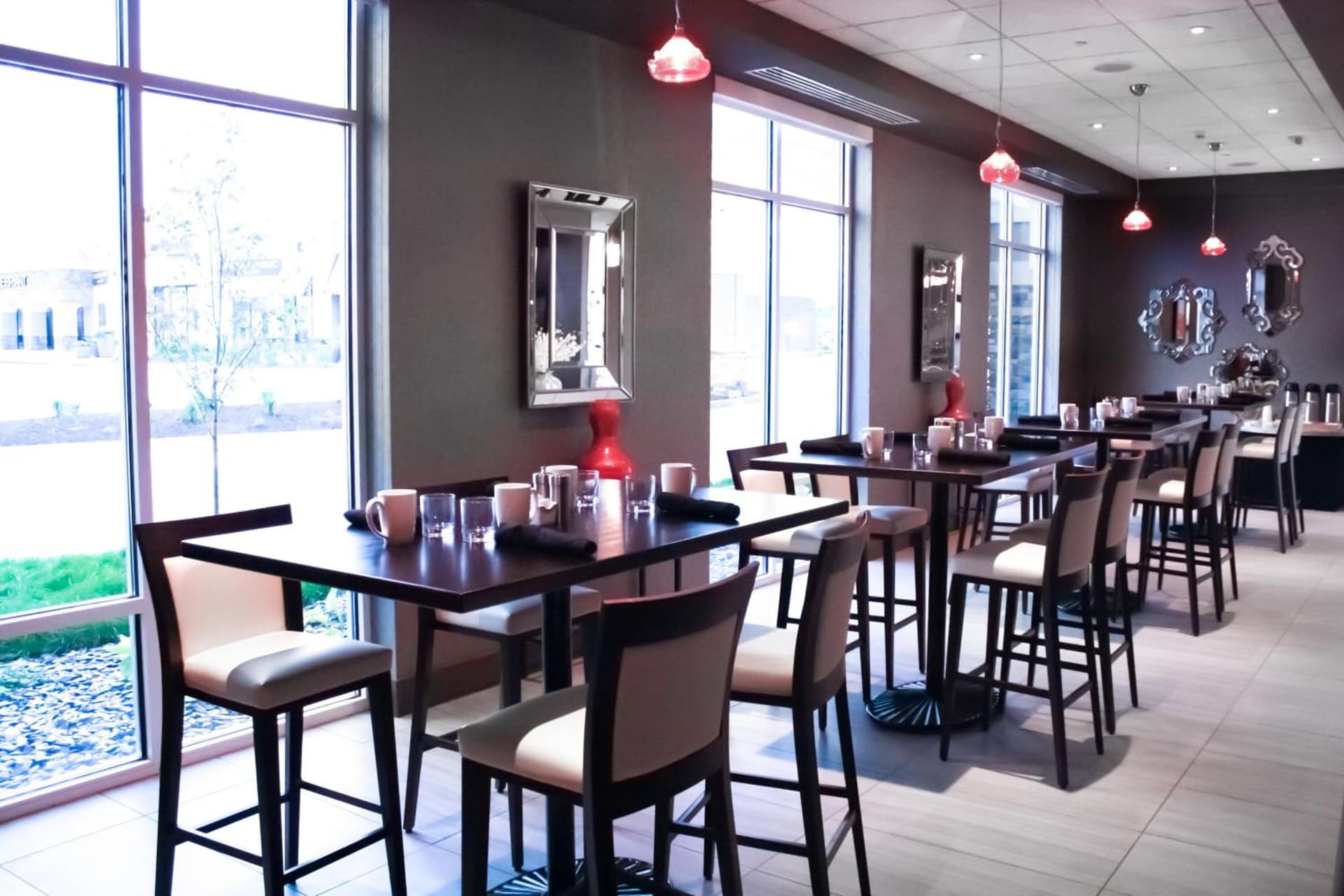 Holiday Inn Hotel & Suites Davenport by IHG gallery photo in Davenport, IA — image 5