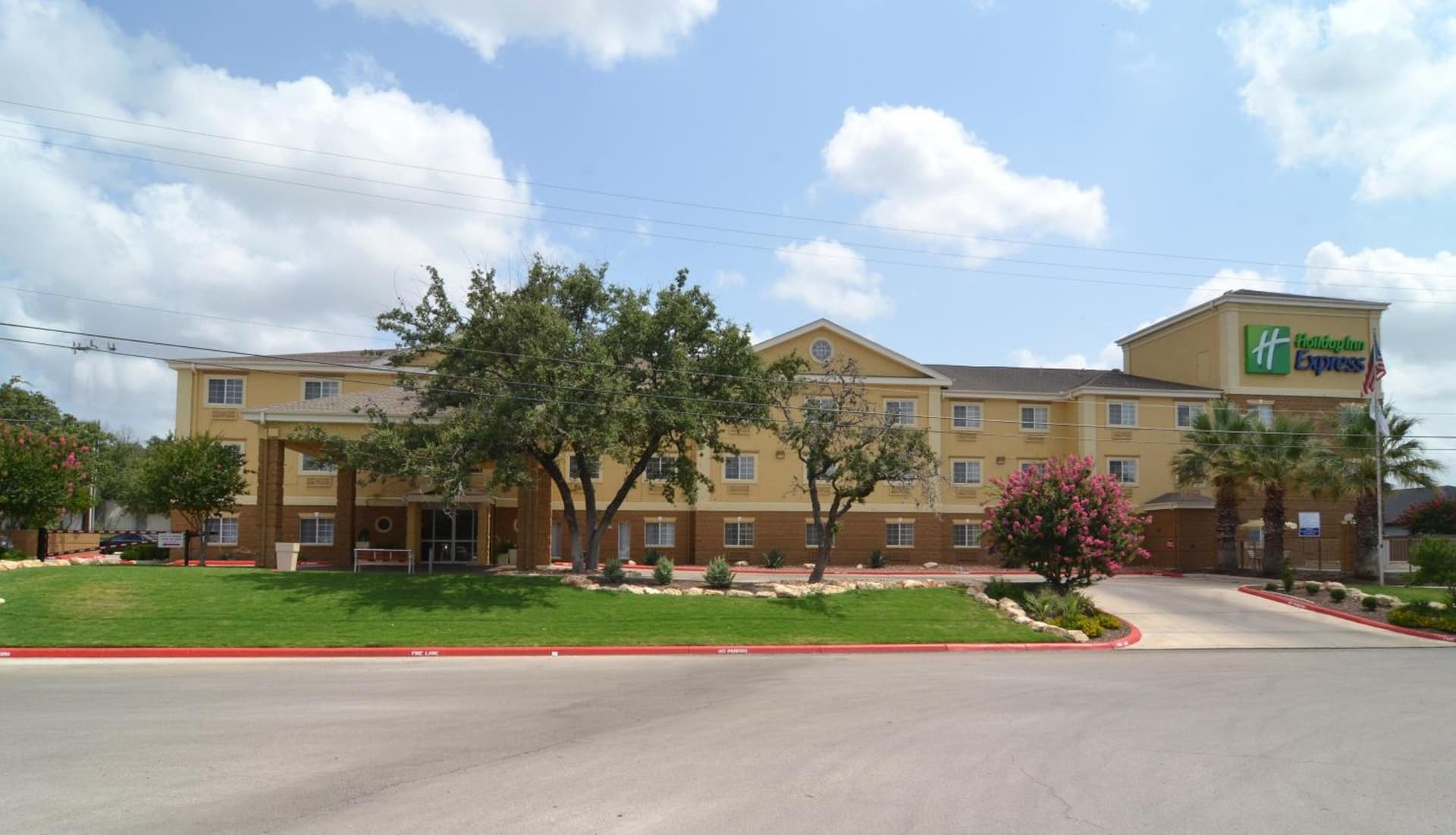 Quality Inn & Suites San Antonio Airport - Stone Oak featured exterior or lobby in San Antonio, TX — similar hotel