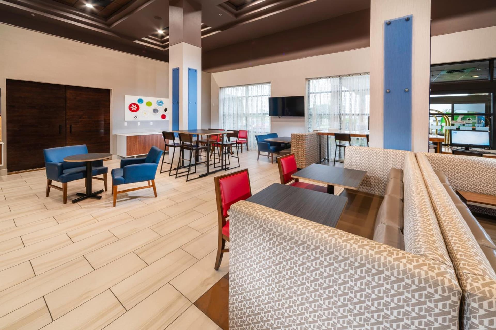 Holiday Inn Express Hotel & Suites Pasco-TriCities by IHG gallery photo in Pasco, WA — image 34