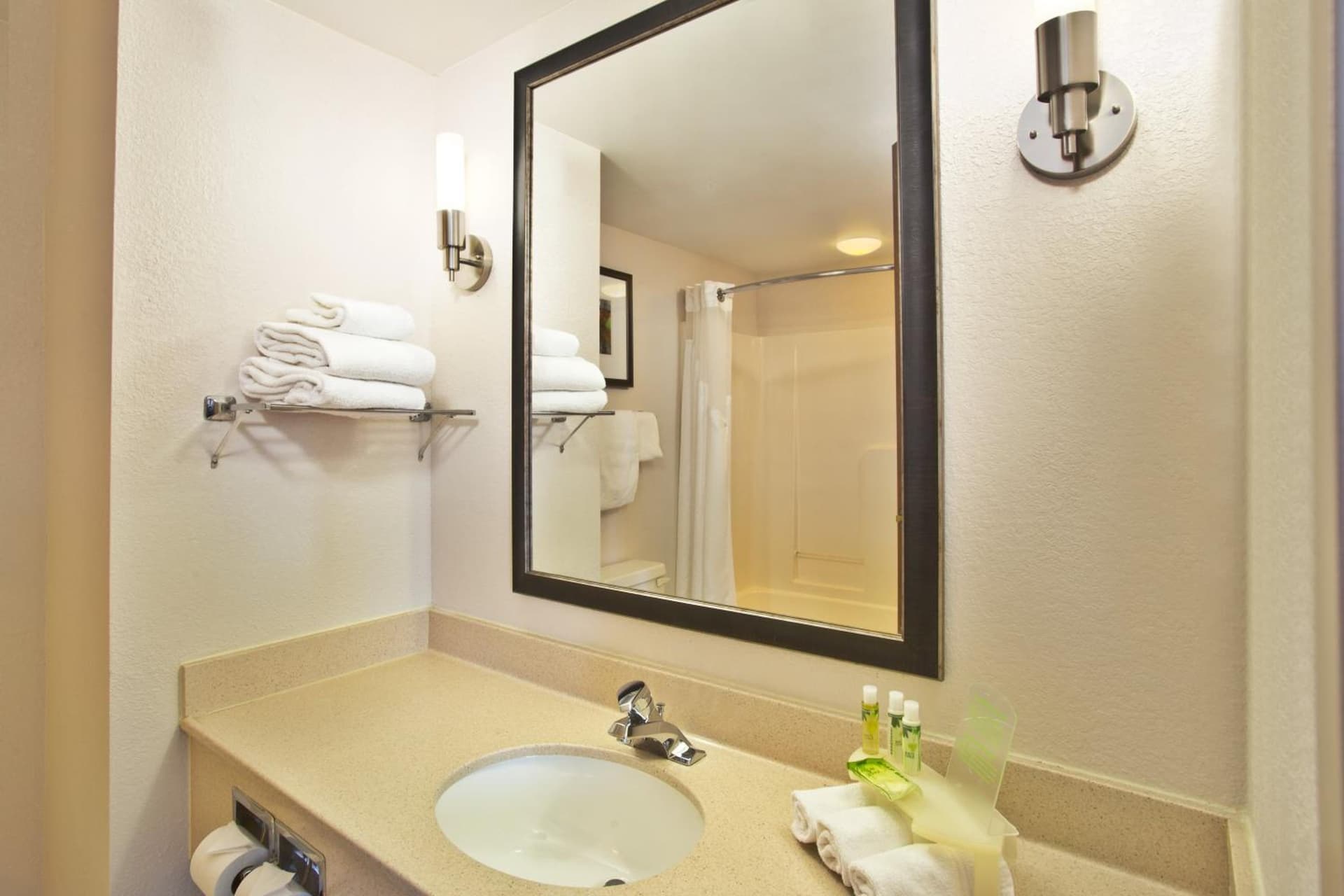 Holiday Inn Express Hotel and Suites Harrington - Dover Area by IHG gallery photo in Harrington, DE — image 19