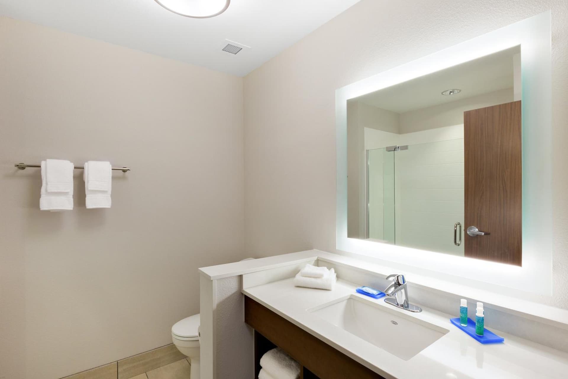 Holiday Inn Express & Suites - Prosser - Yakima Valley Wine by IHG gallery photo in Prosser, WA — image 42
