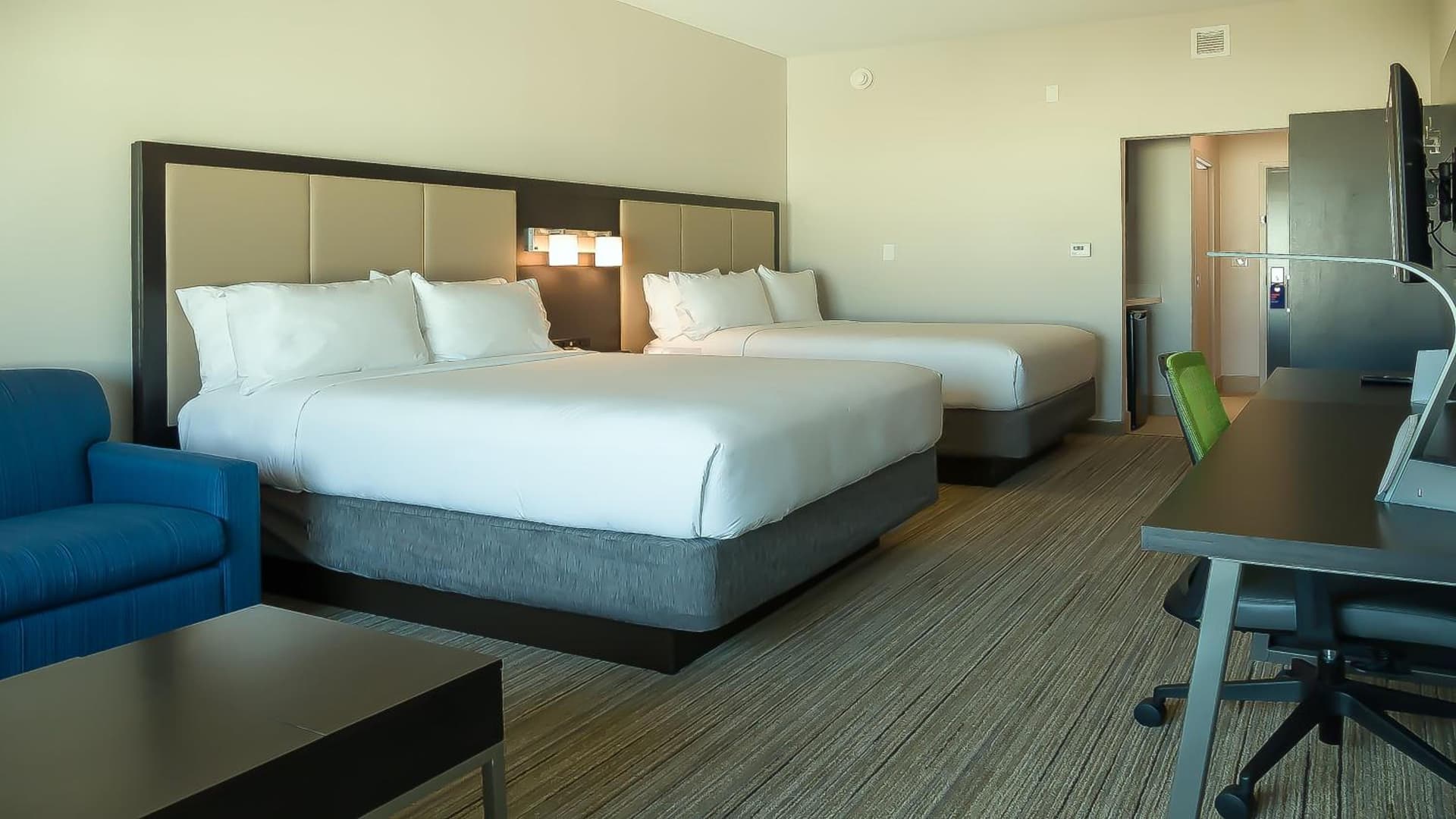 Holiday Inn Express & Suites - Tampa East - Ybor City by IHG gallery photo in Tampa, FL — image 16