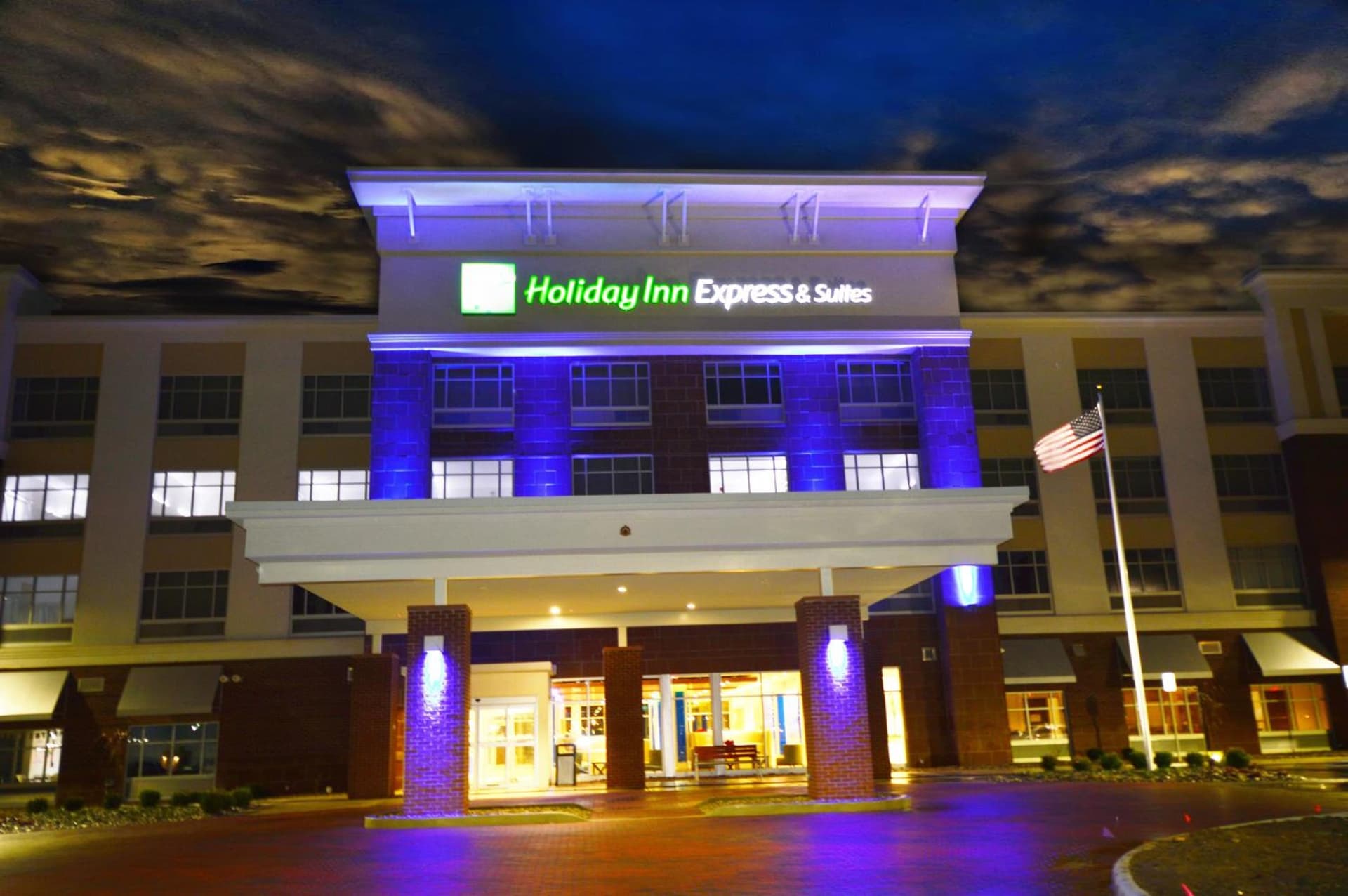 Holiday Inn Express & Suites Toledo South - Perrysburg by IHG — hotel in Perrysburg, Ohio