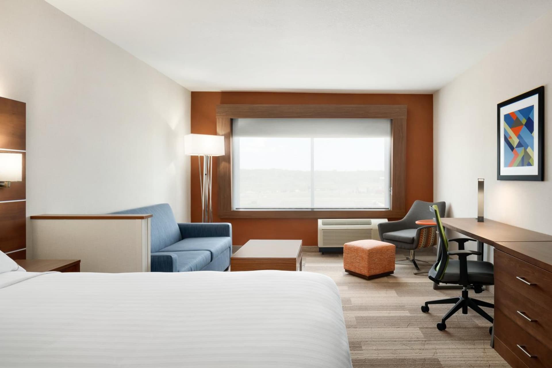 Holiday Inn Express & Suites Duluth North - Miller Hill by IHG gallery photo in Duluth, MN — image 41