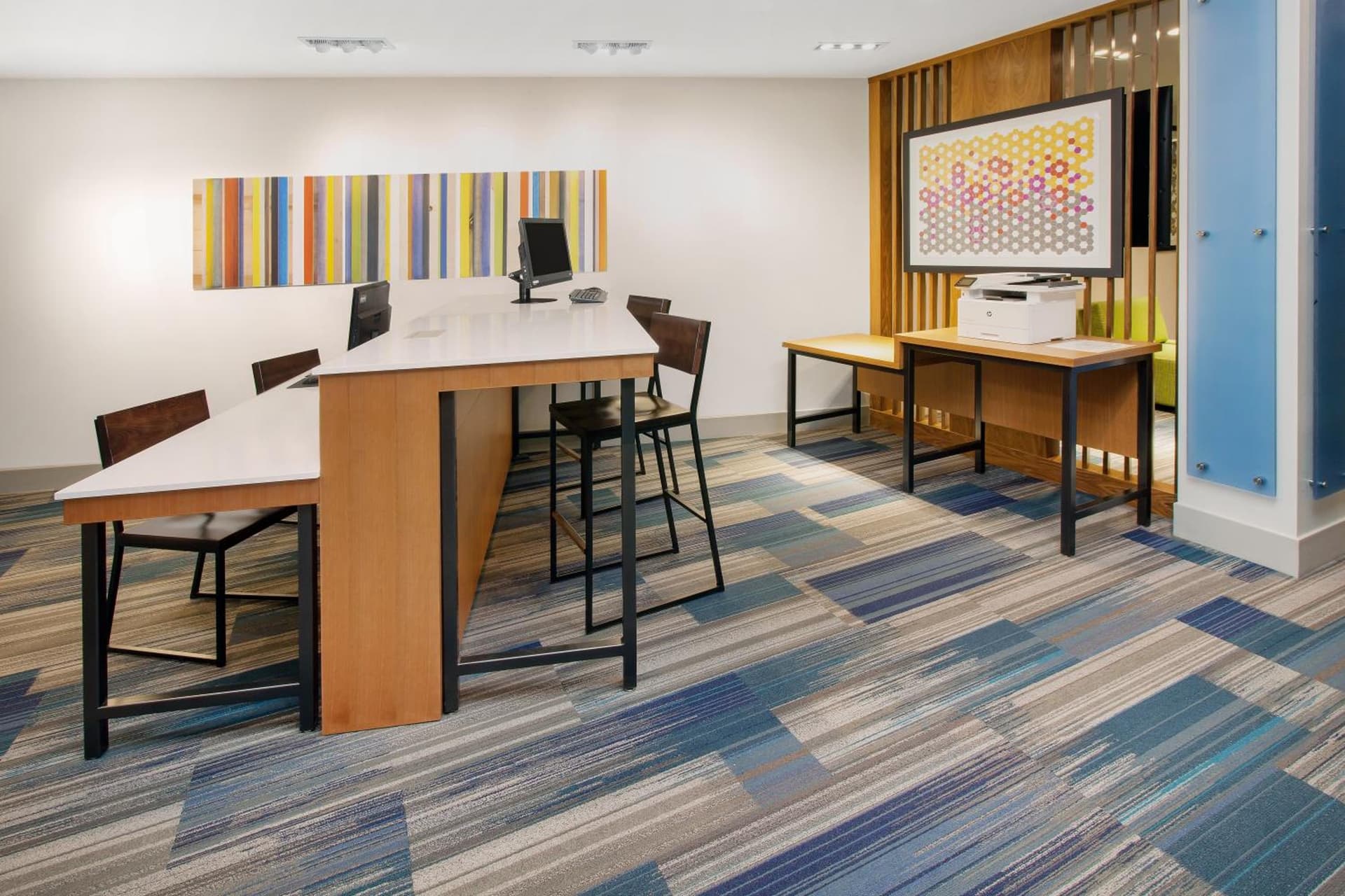 Holiday Inn Express & Suites - Sterling Heights-Detroit Area by IHG property views in Sterling Heights, MI — gallery photo 3