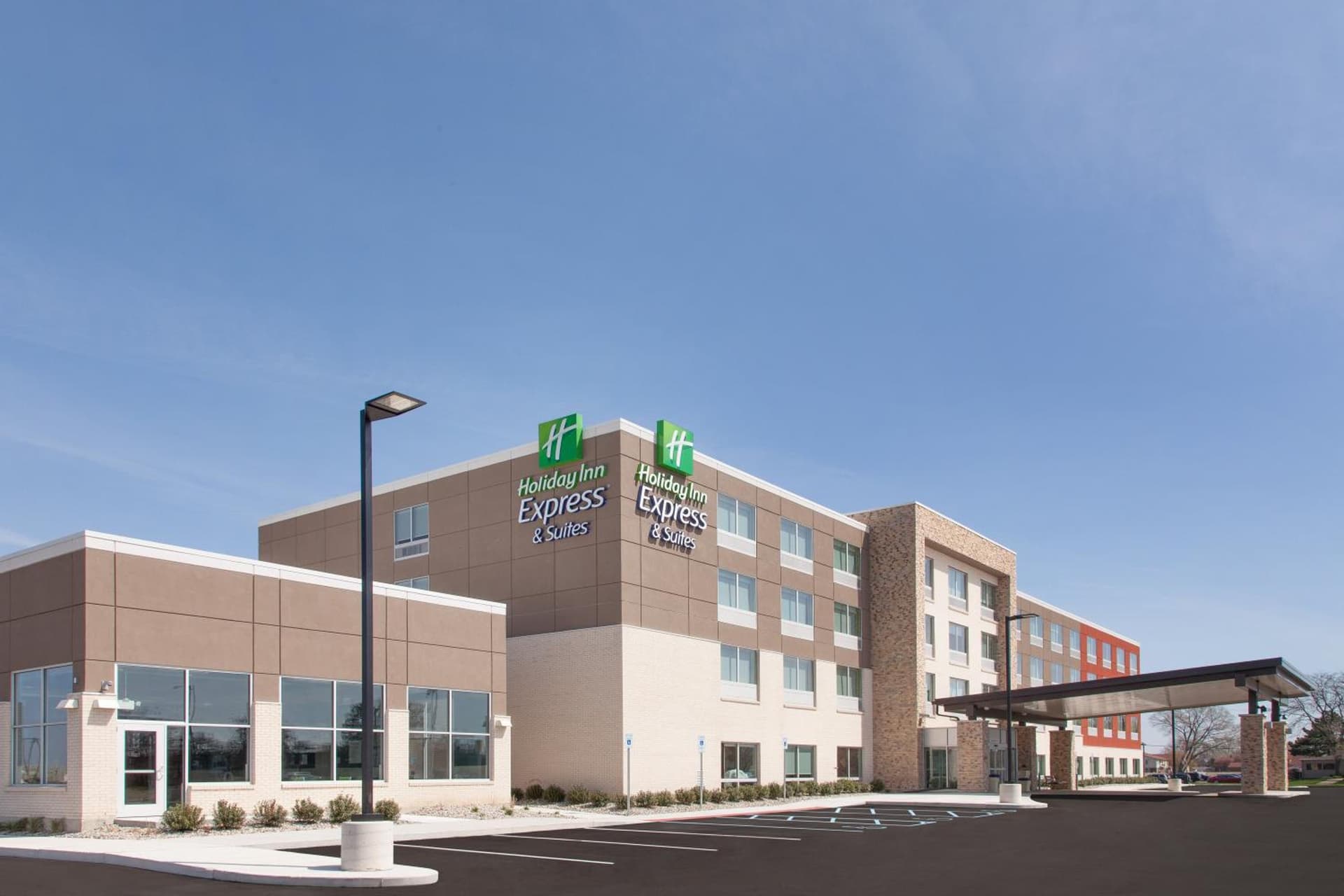 Holiday Inn Express & Suites - Sterling Heights-Detroit Area by IHG gallery photo in Sterling Heights, MI — image 26