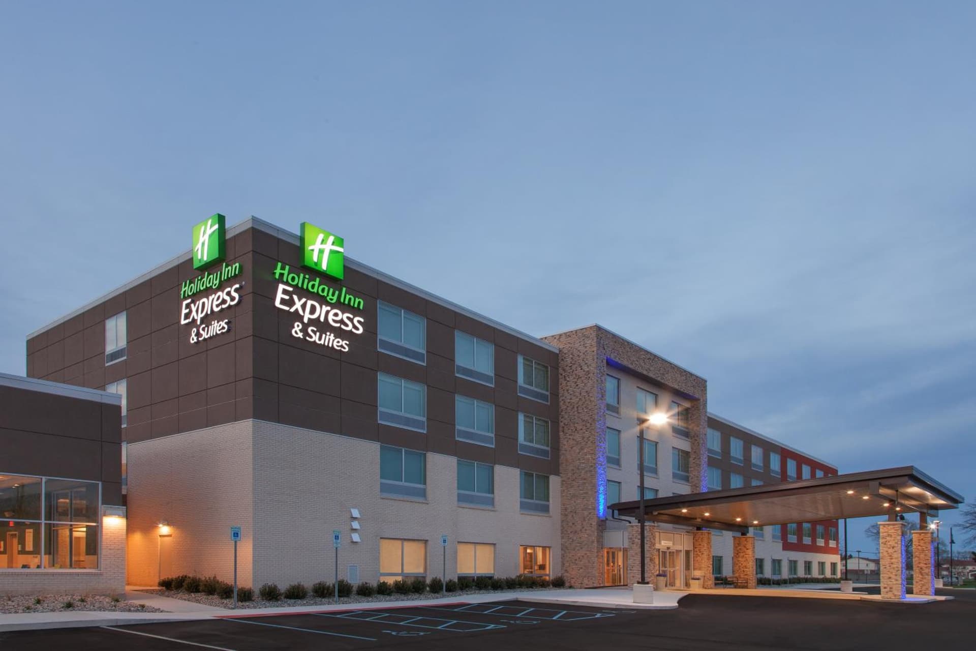 Holiday Inn Express & Suites - Sterling Heights-Detroit Area by IHG — hotel in Sterling Heights, Michigan