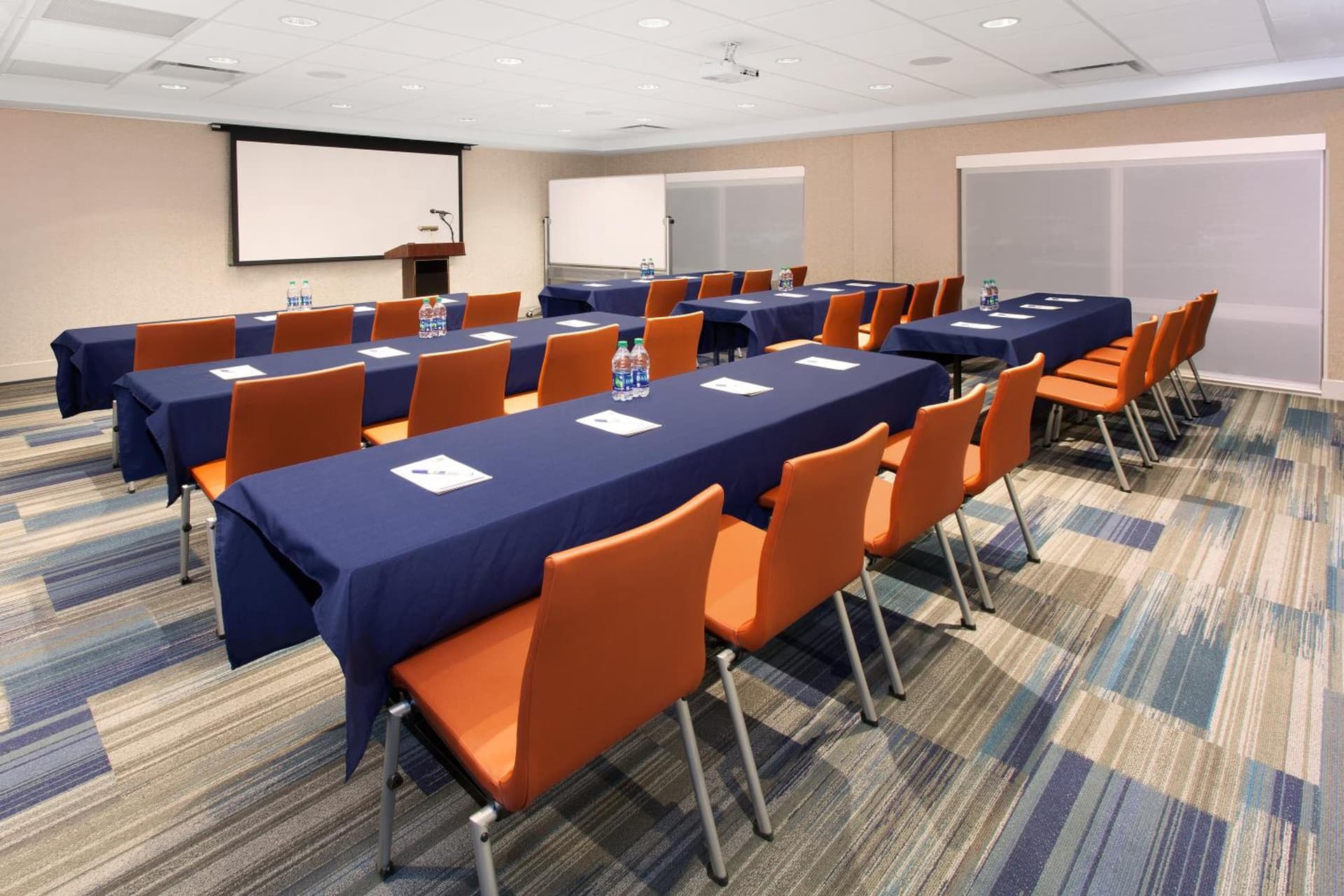 Holiday Inn Express & Suites - Sterling Heights-Detroit Area by IHG gallery photo in Sterling Heights, MI — image 37