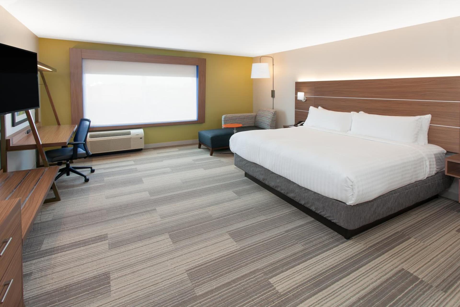Holiday Inn Express & Suites - Sterling Heights-Detroit Area by IHG gallery photo in Sterling Heights, MI — image 15