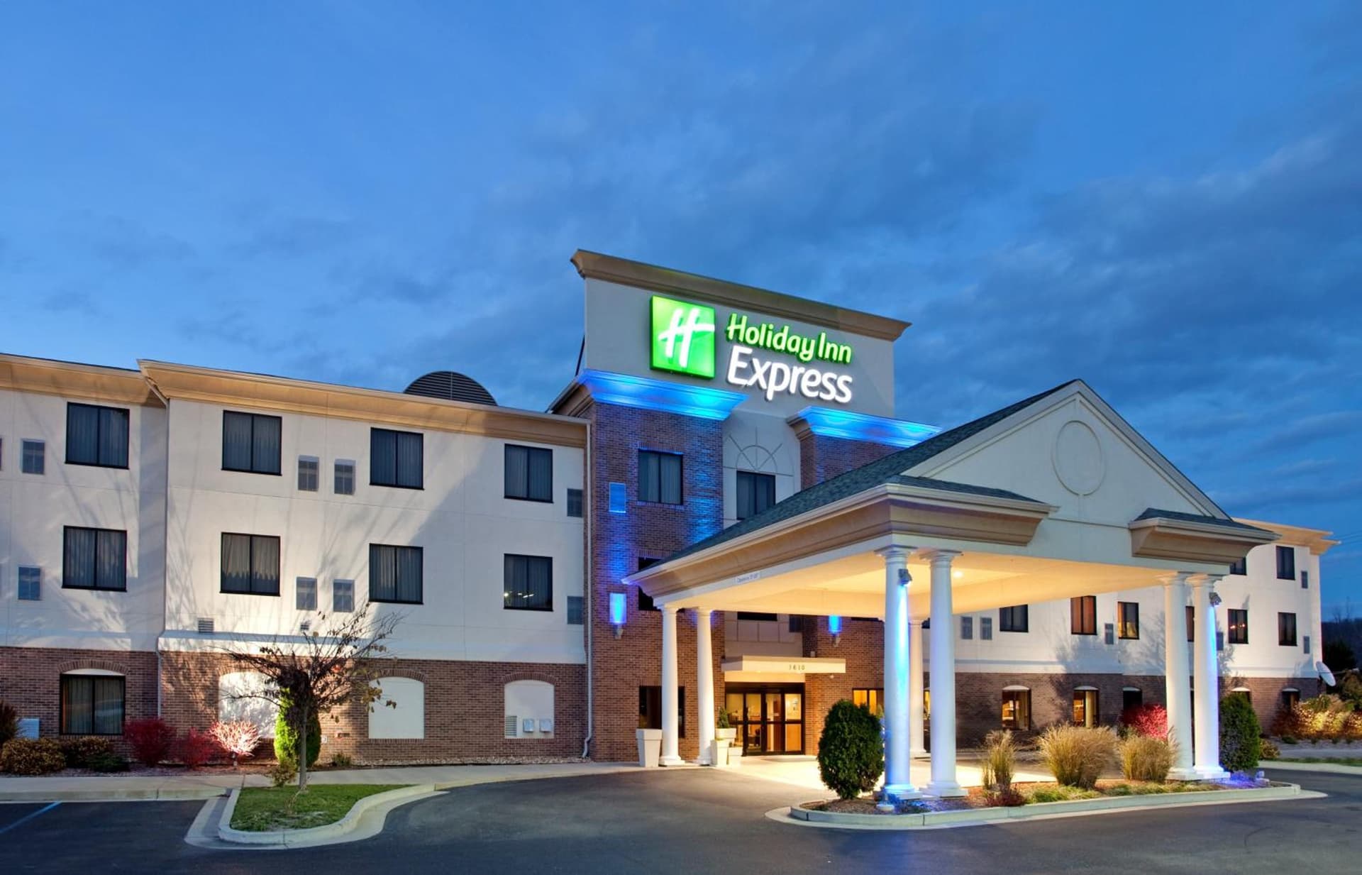 Holiday Inn Express Rolla by IHG featured exterior or lobby in Rolla, MO — similar hotel