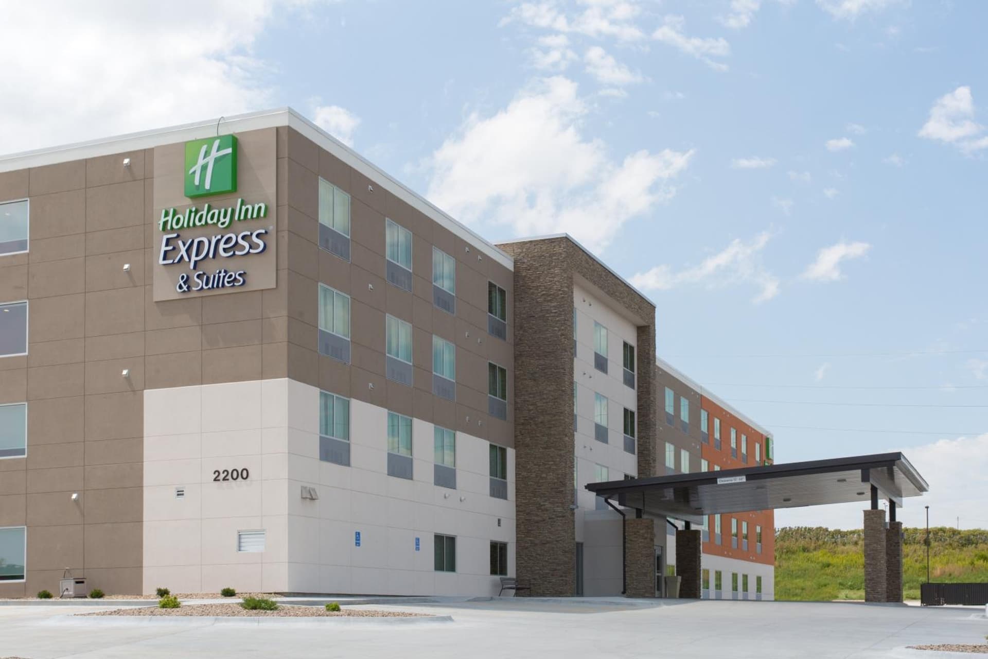 Holiday Inn Express & Suites Lincoln I - 80 by IHG featured exterior or lobby in Lincoln, NE — similar hotel