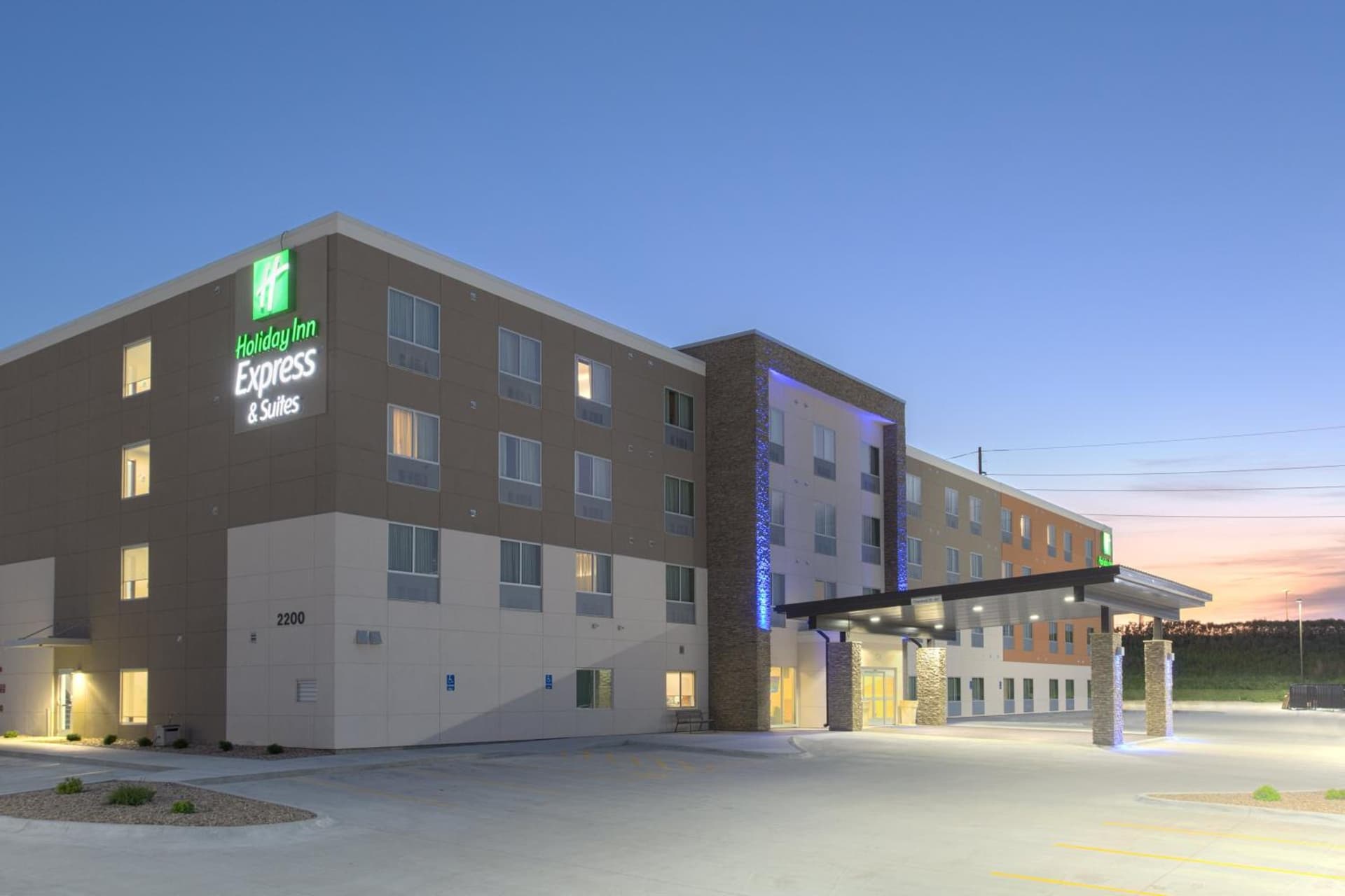Holiday Inn Express & Suites Lincoln I - 80 by IHG gallery photo in Lincoln, NE — image 39