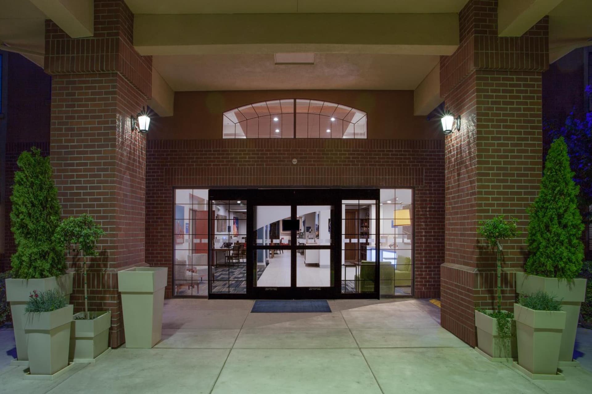Holiday Inn Express Davis-University Area by IHG gallery photo in Davis, CA — image 28