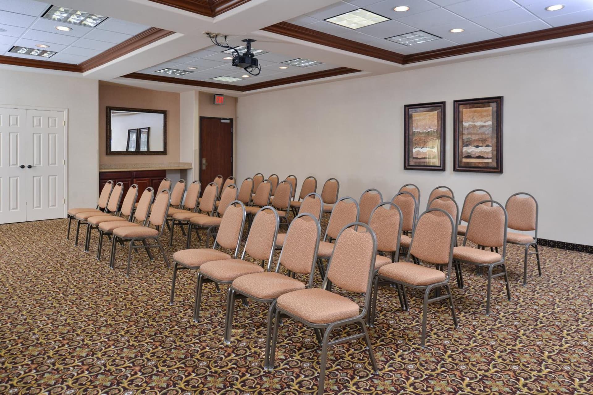 Holiday Inn Express Hotel & Suites Las Cruces by IHG gallery photo in Las Cruces, NM — image 9