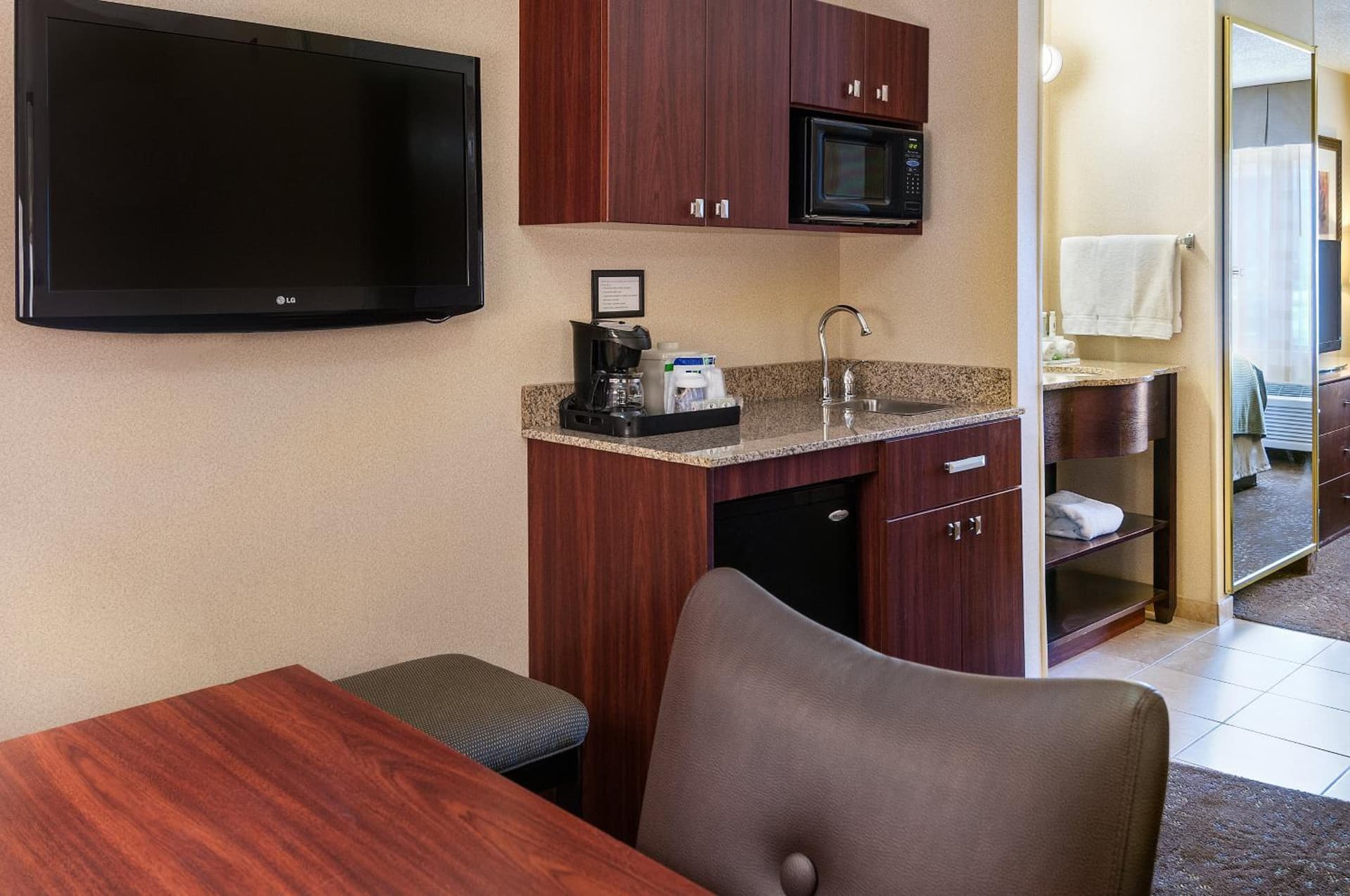 Holiday Inn Express & Suites Sandy - South Salt Lake City by IHG gallery photo in Sandy, UT — image 14