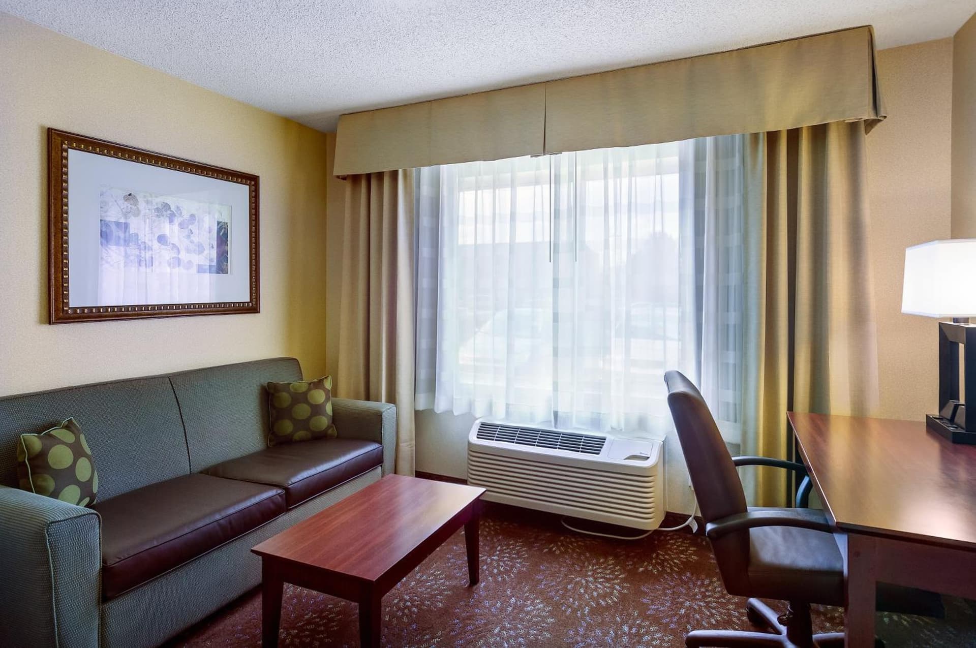 Holiday Inn Express & Suites Sandy - South Salt Lake City by IHG interior in Sandy, UT — gallery photo 2