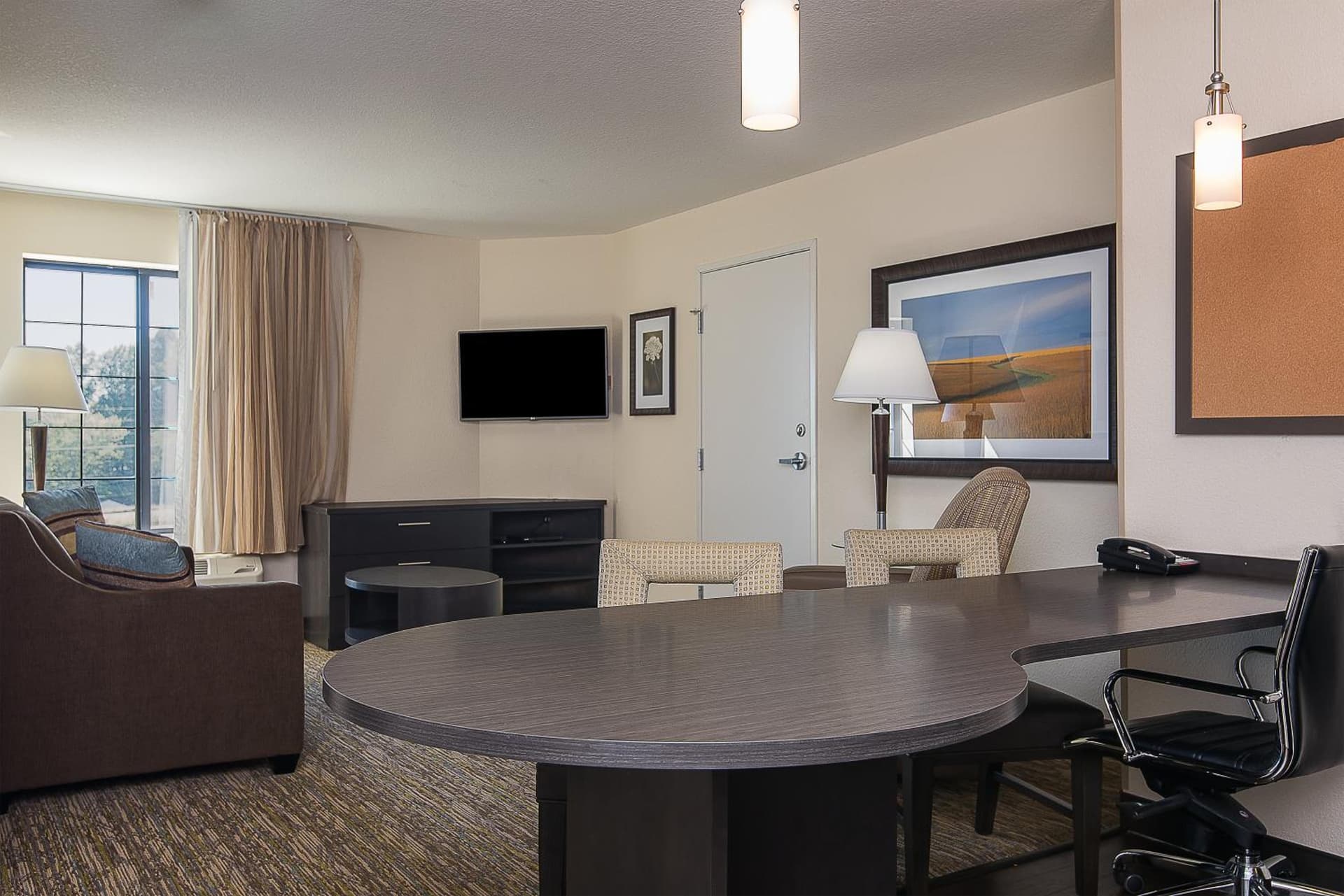 Candlewood Suites Bloomington by IHG gallery photo in Bloomington, IN — image 23