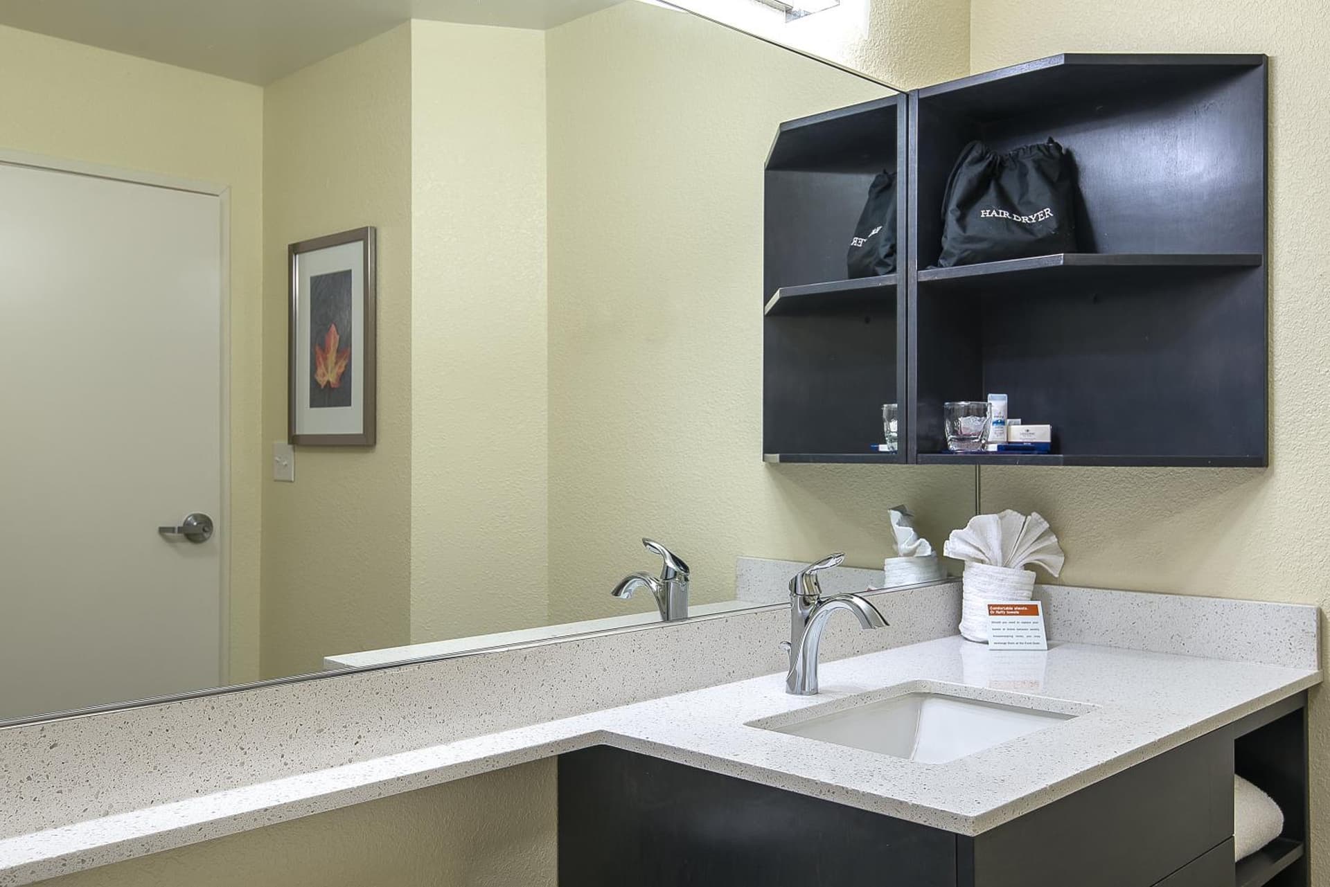 Candlewood Suites Bloomington by IHG gallery photo in Bloomington, IN — image 5
