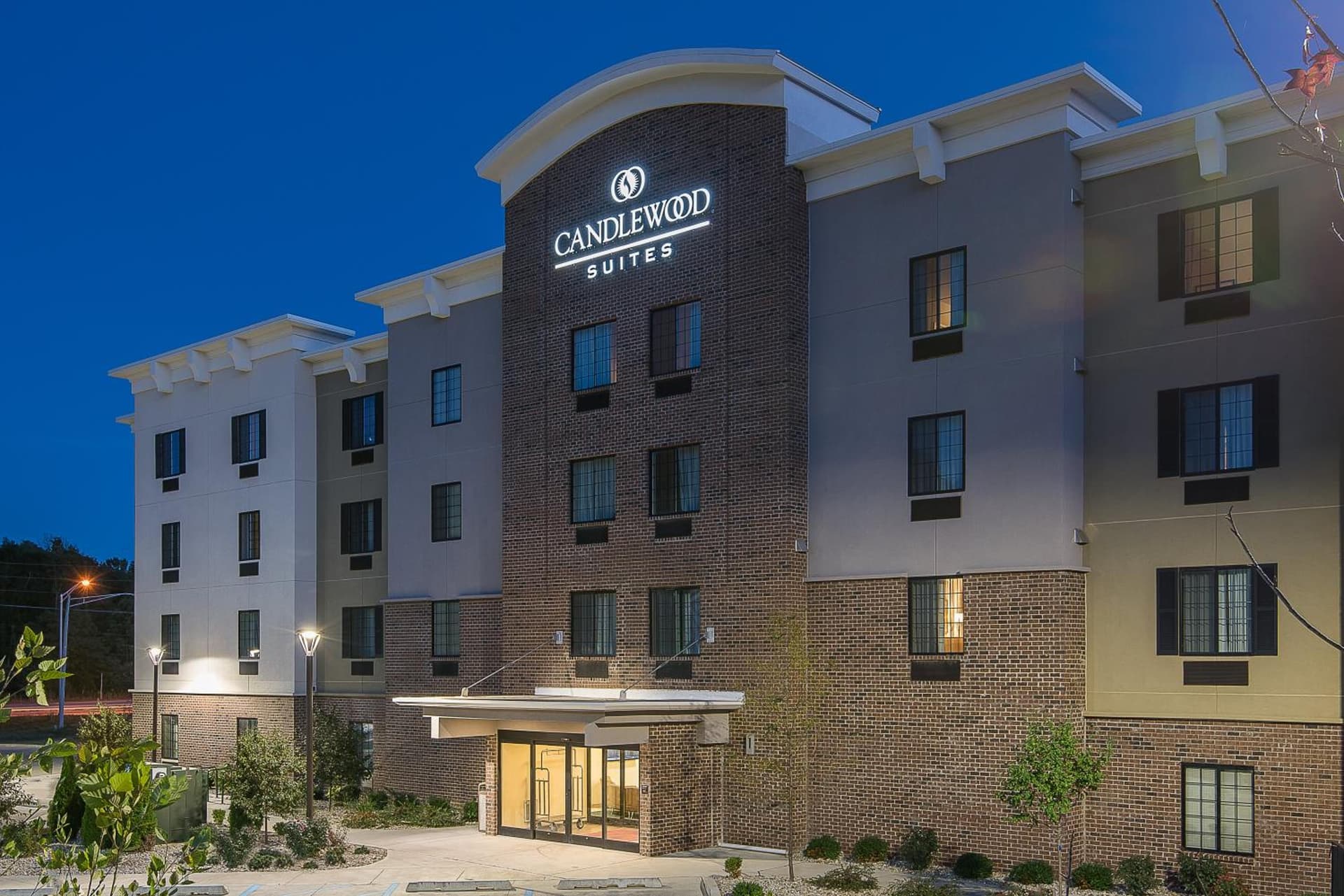 Candlewood Suites Bloomington by IHG gallery photo in Bloomington, IN — image 25