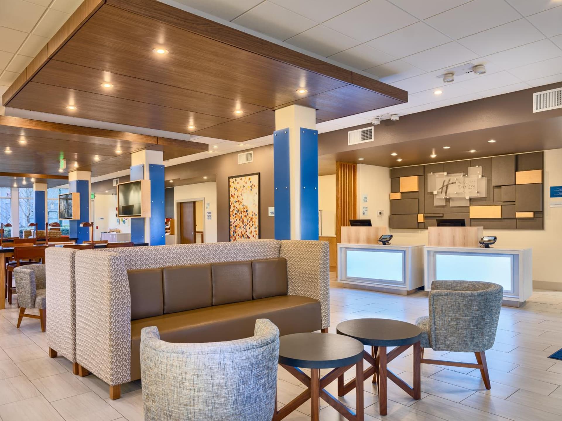 Holiday Inn Express & Suites Salem North - Keizer by IHG gallery photo in Keizer, OR — image 9