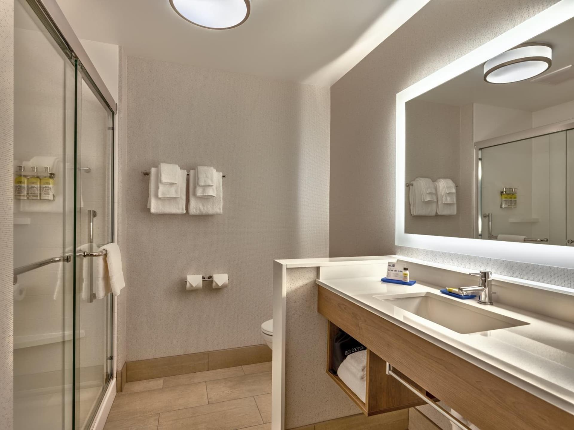 Holiday Inn Express & Suites Salem North - Keizer by IHG gallery photo in Keizer, OR — image 17