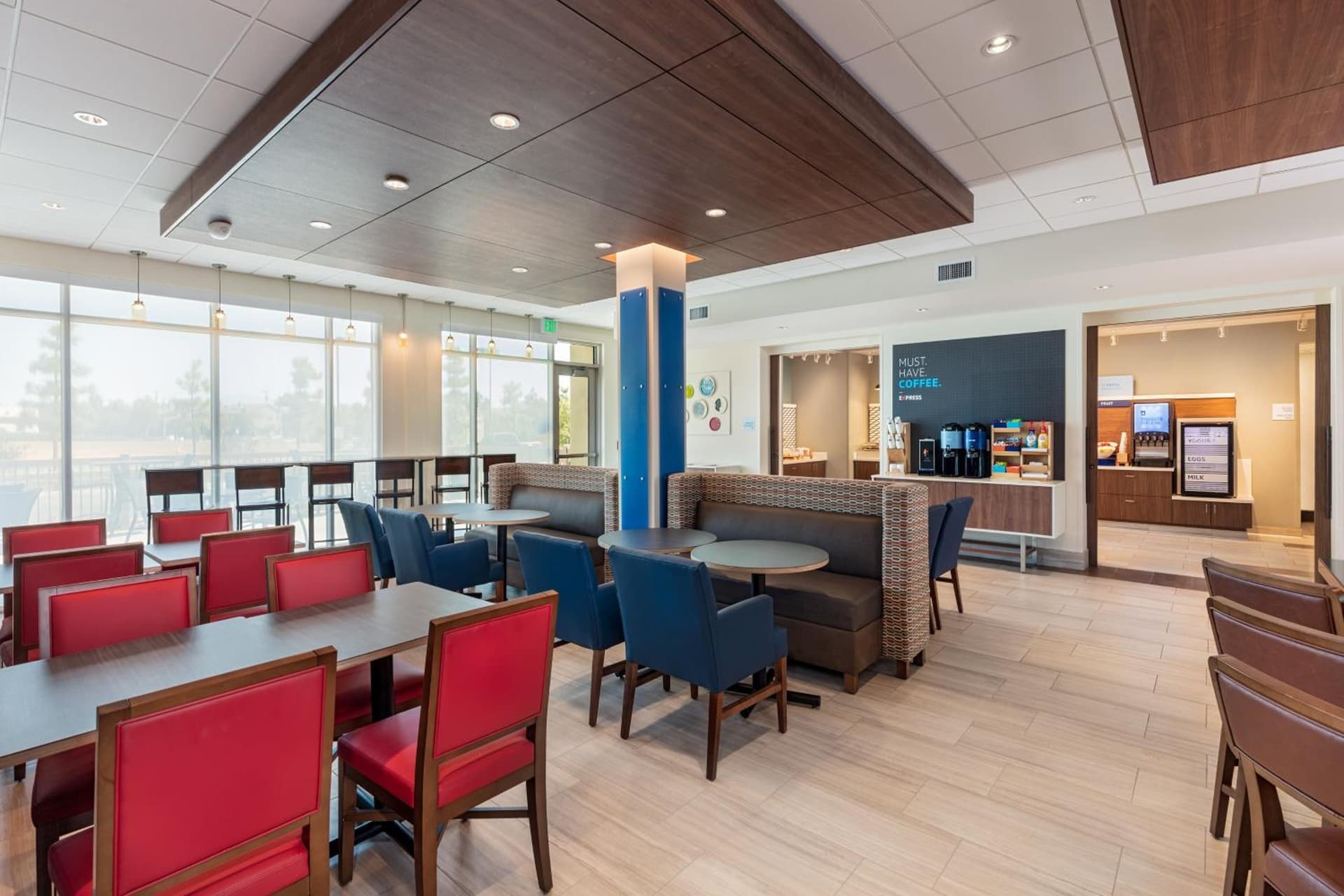 Holiday Inn Express & Suites - Moreno Valley - Riverside by IHG gallery photo in Moreno Valley, CA — image 11