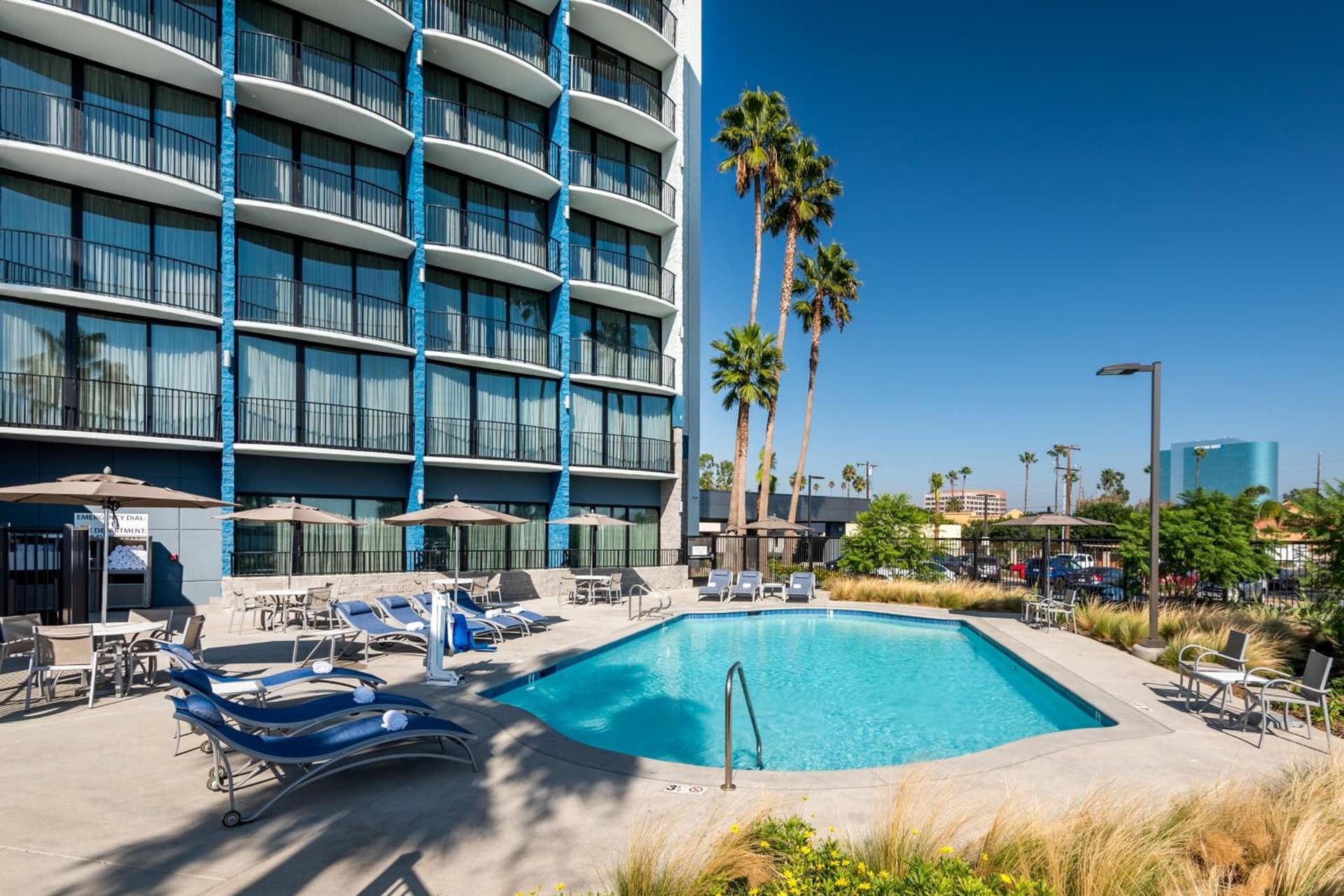 Holiday Inn Express & Suites Santa Ana - Orange County by IHG property views in Santa Ana, CA — gallery photo 3