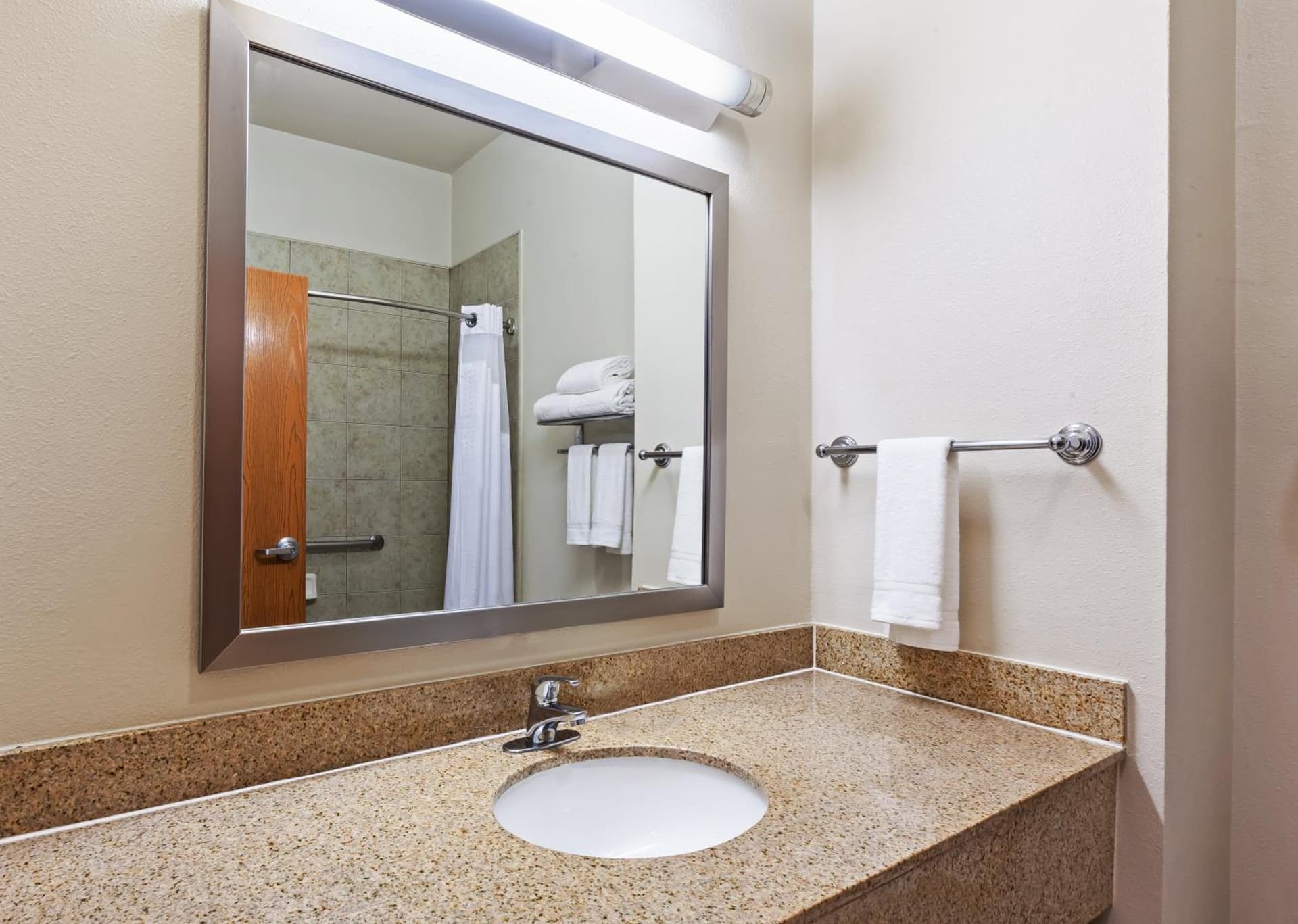 Holiday Inn Express & Suites - Pharr by IHG gallery photo in Pharr, TX — image 35