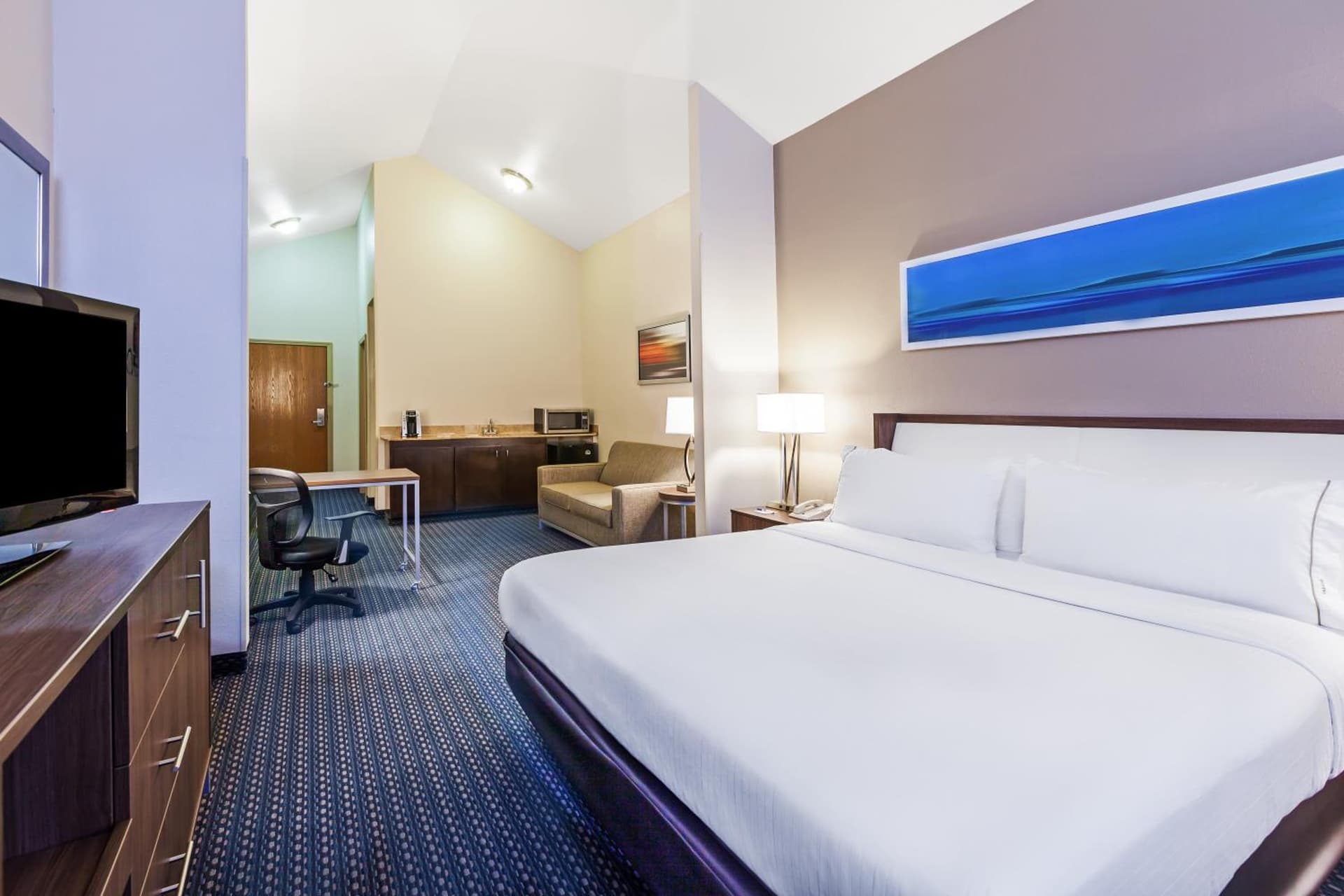 Holiday Inn Express & Suites - Pharr by IHG gallery photo in Pharr, TX — image 36
