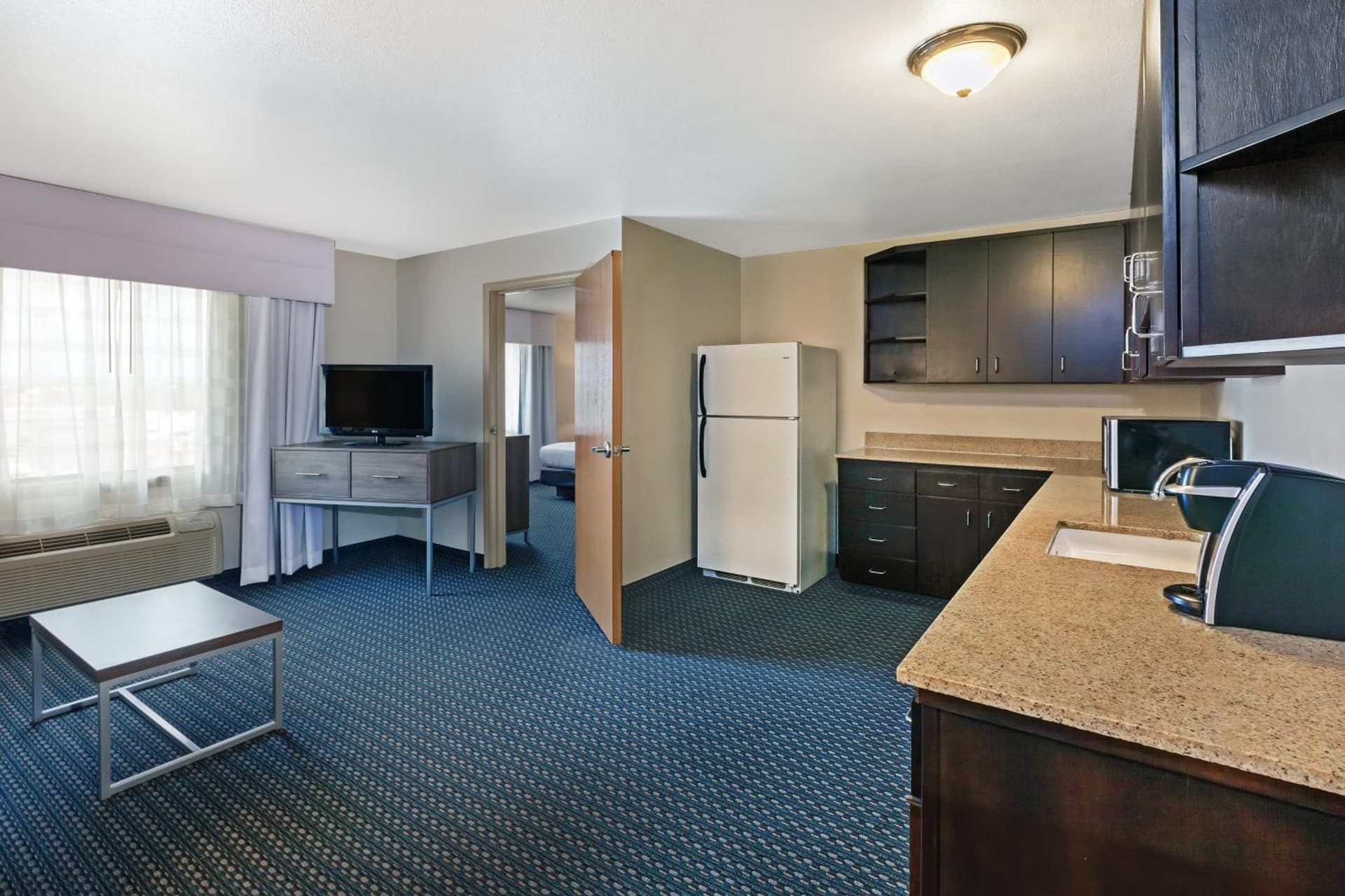 Holiday Inn Express & Suites - Pharr by IHG gallery photo in Pharr, TX — image 6