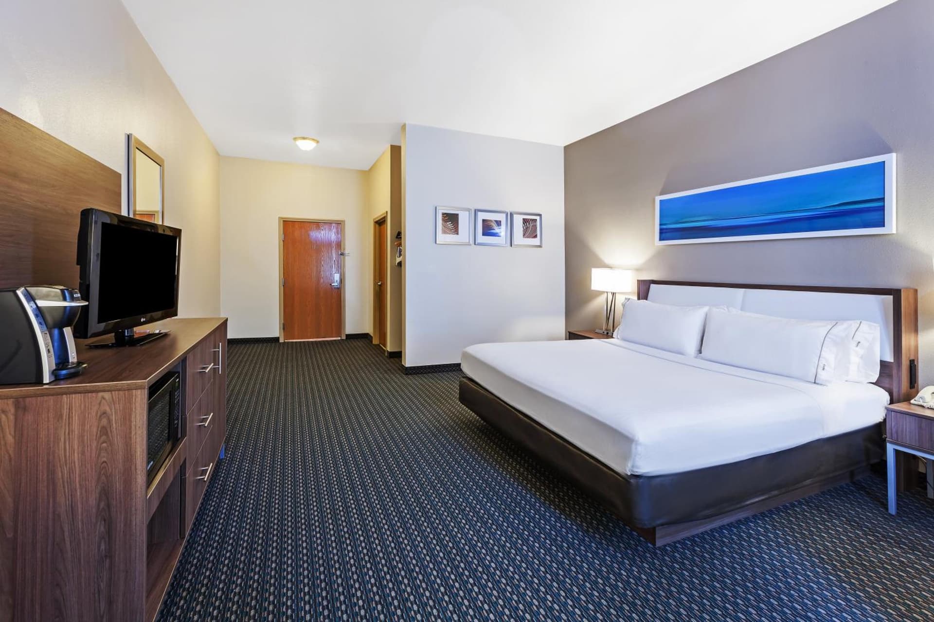 Holiday Inn Express & Suites - Pharr by IHG gallery photo in Pharr, TX — image 17