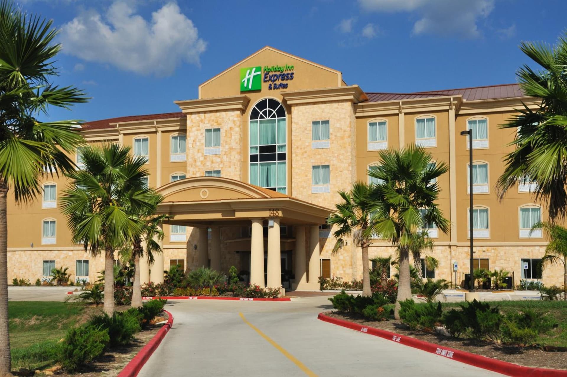 Holiday Inn Express Hotel & Suites Huntsville by IHG featured exterior or lobby in Huntsville, TX — similar hotel